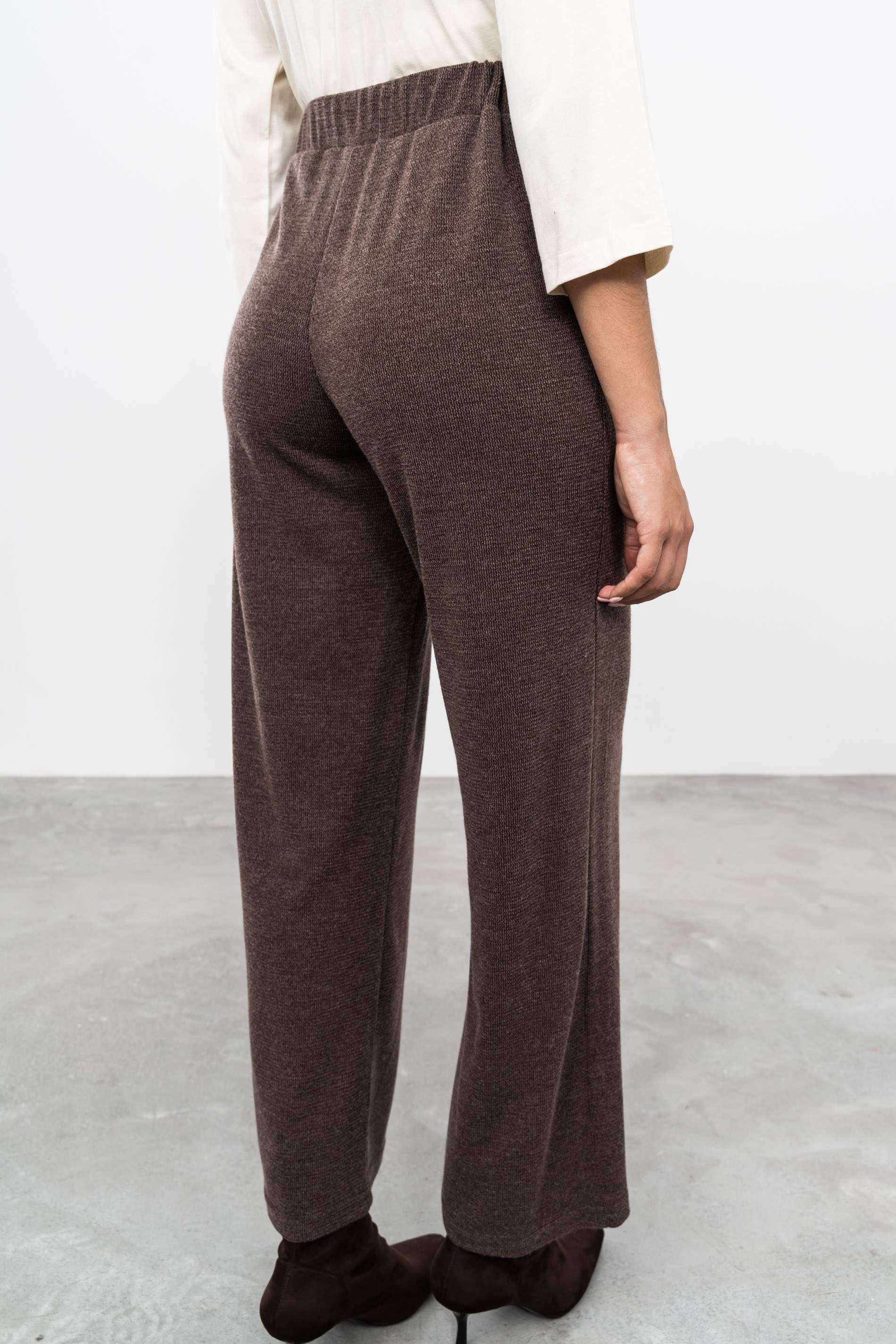 PANTALON PUNTO TEXTURA