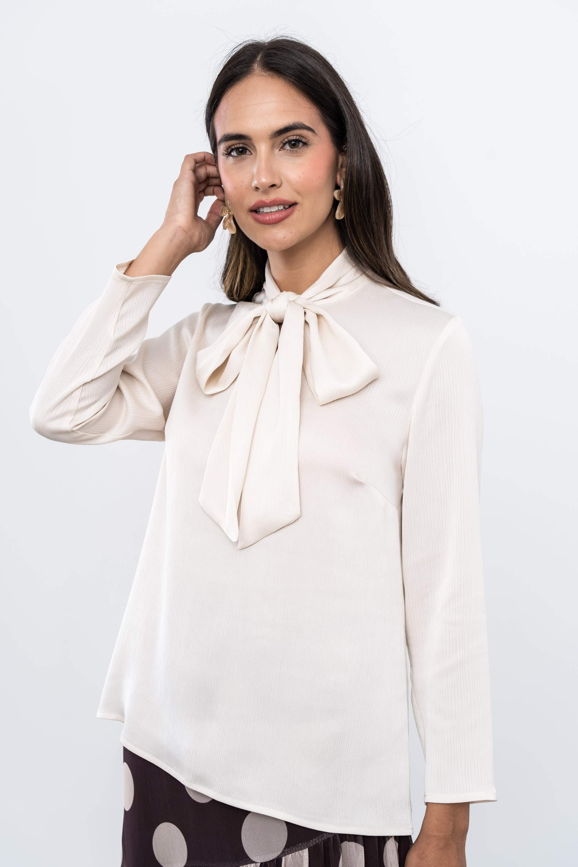 BLUSA LAZADA SATINADA