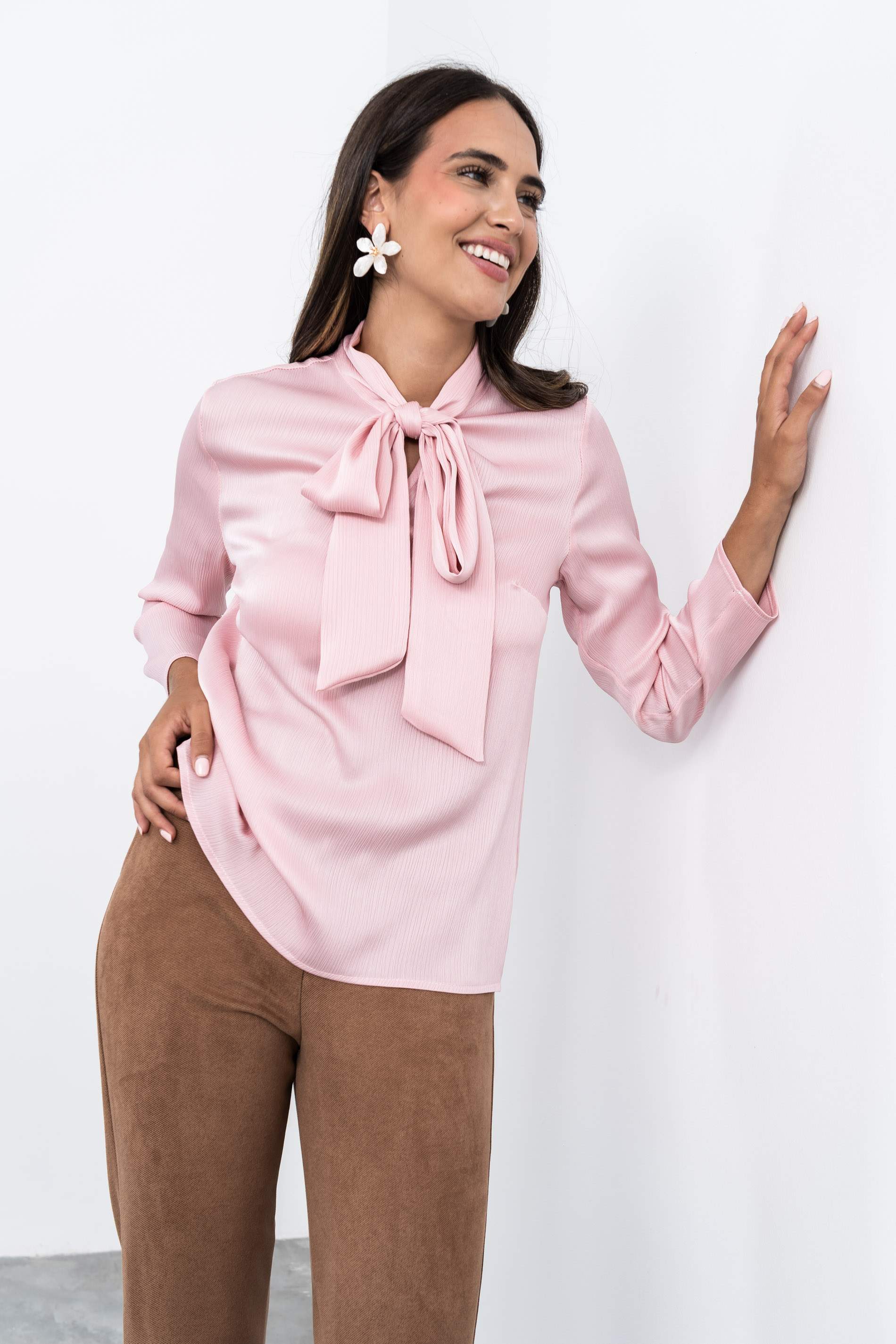 BLUSA LAZADA SATINADA