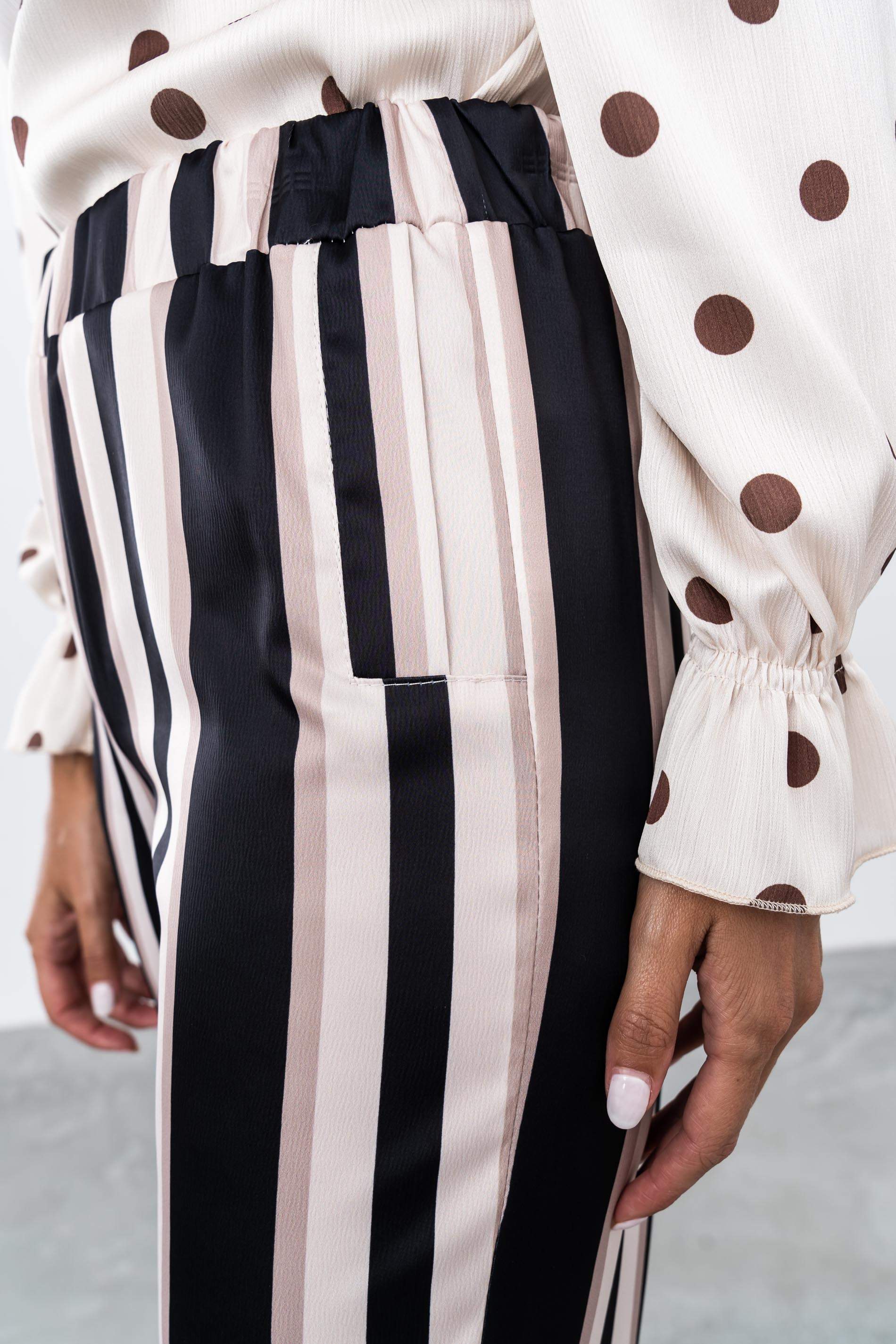 PANTALON RECTO RAYAS SATINADO