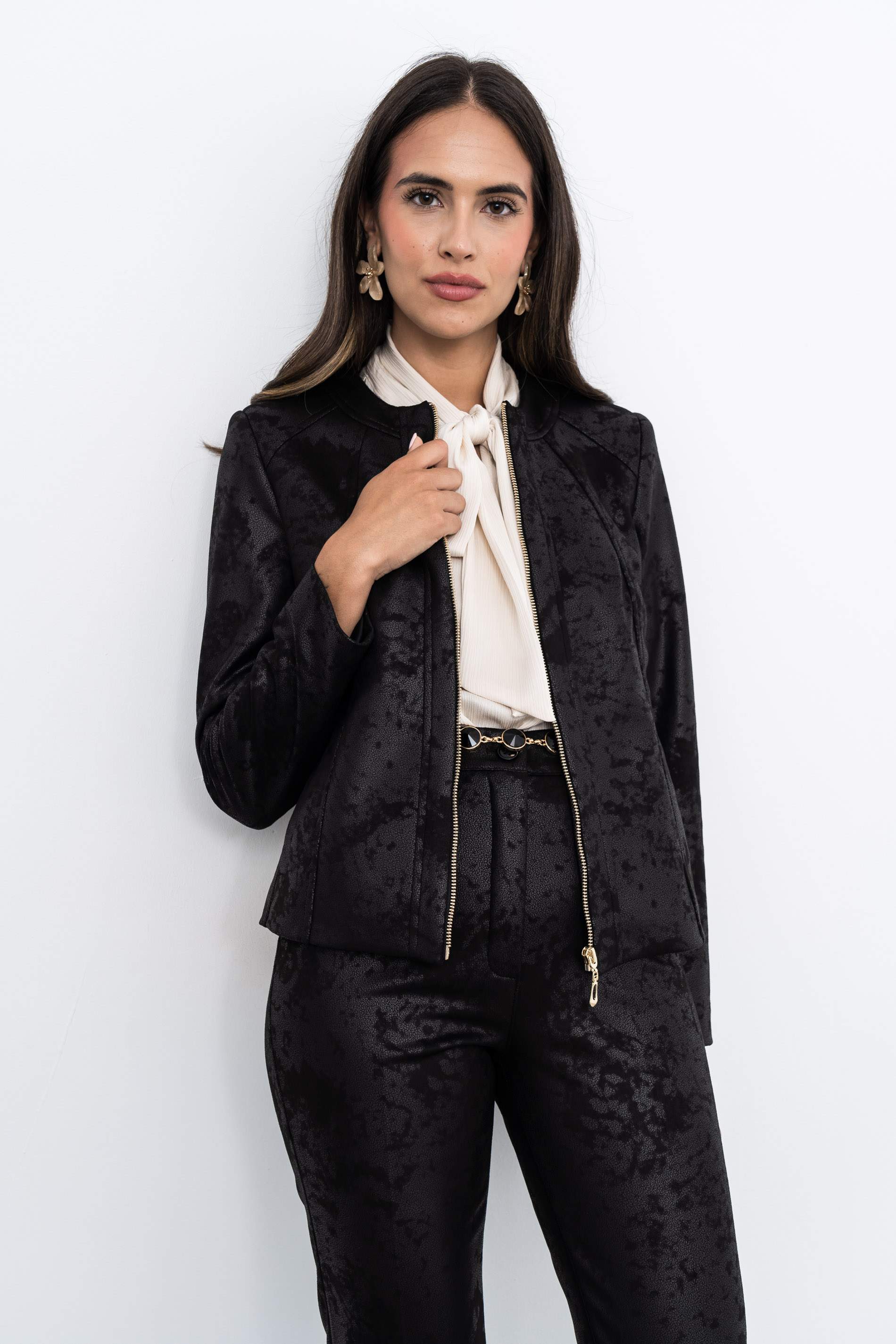 CHAQUETA EFECTO PIEL CREMALLERA