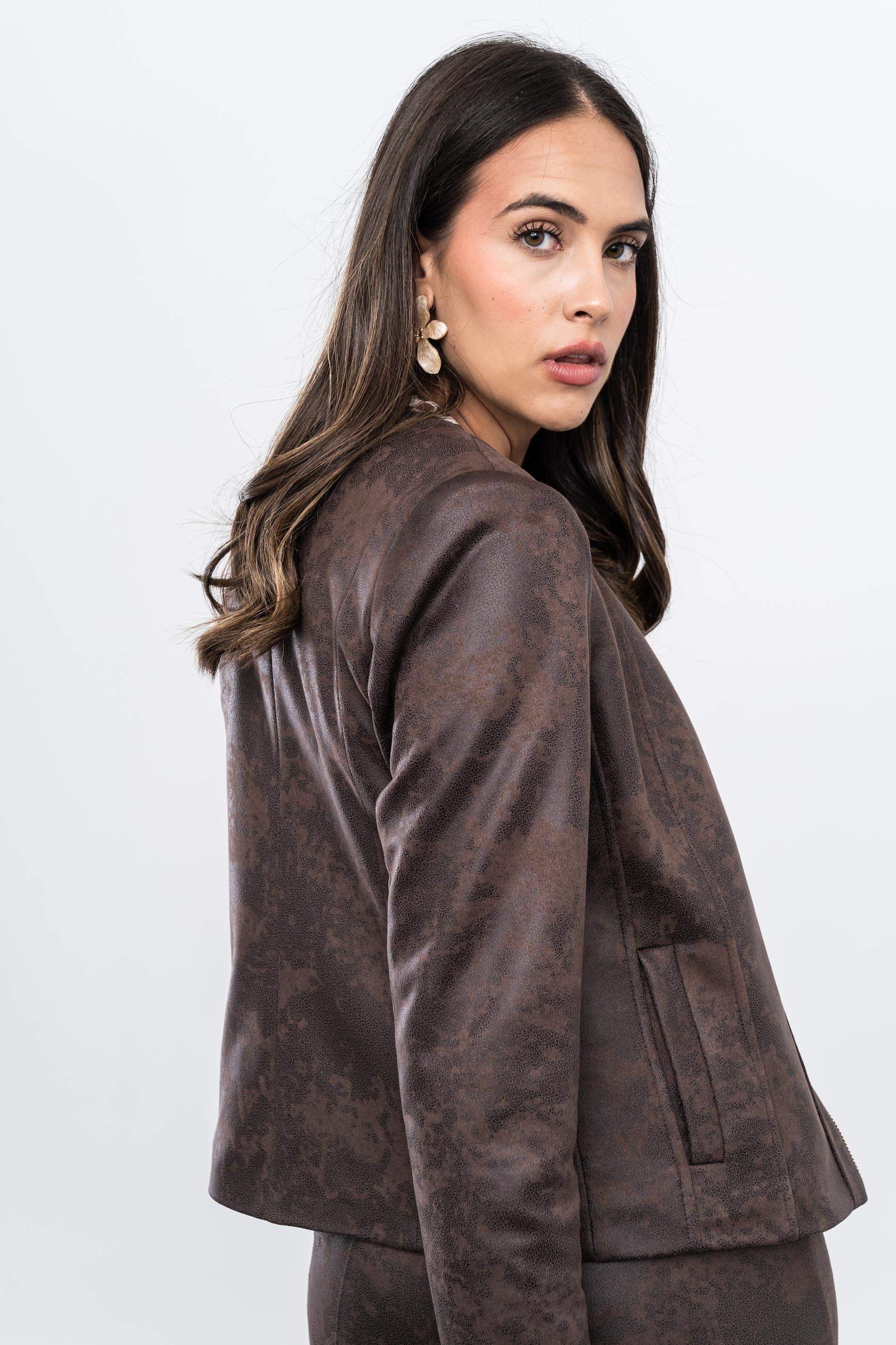CHAQUETA EFECTO PIEL CREMALLERA