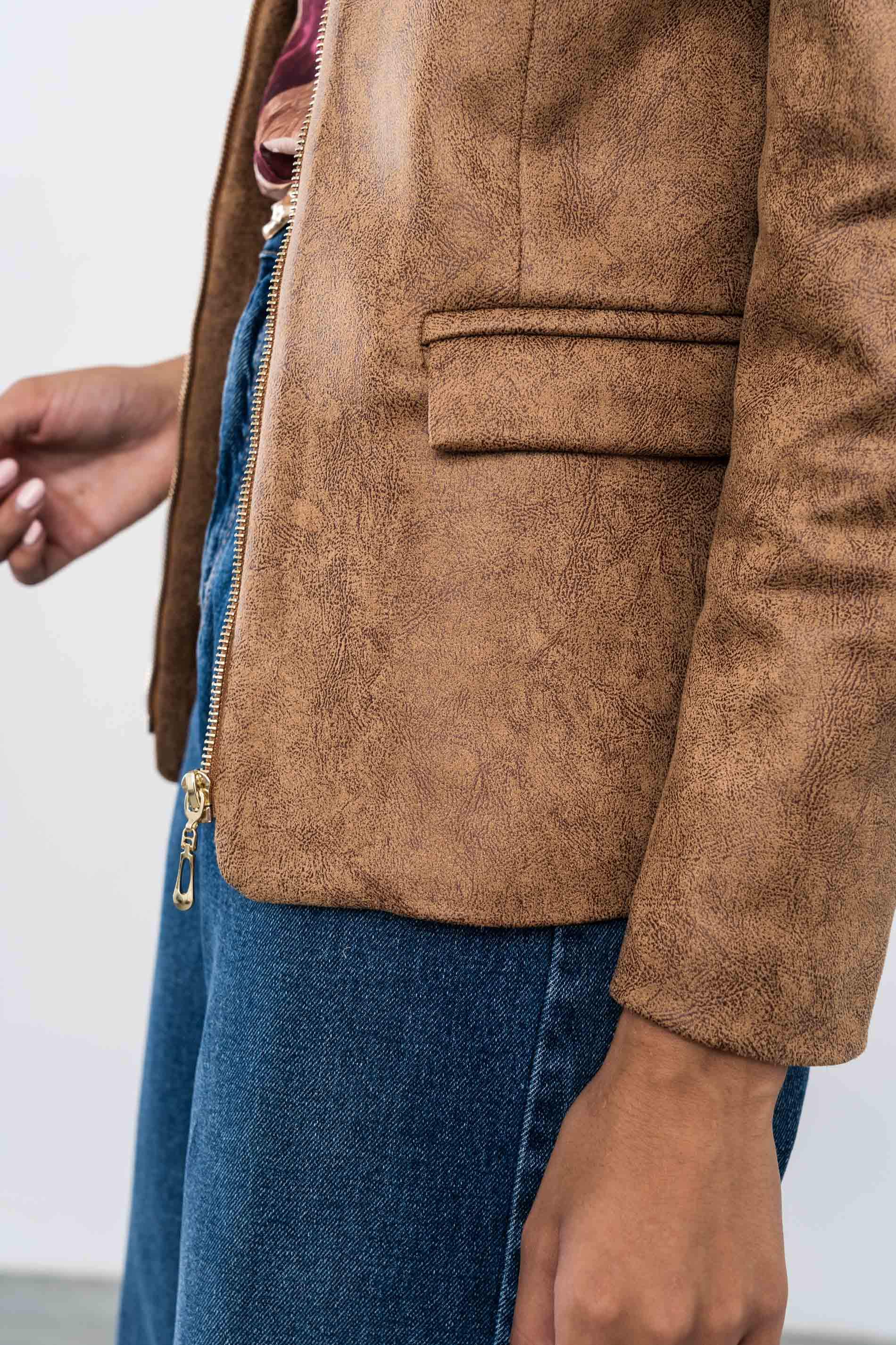 CHAQUETA EFECTO PIEL