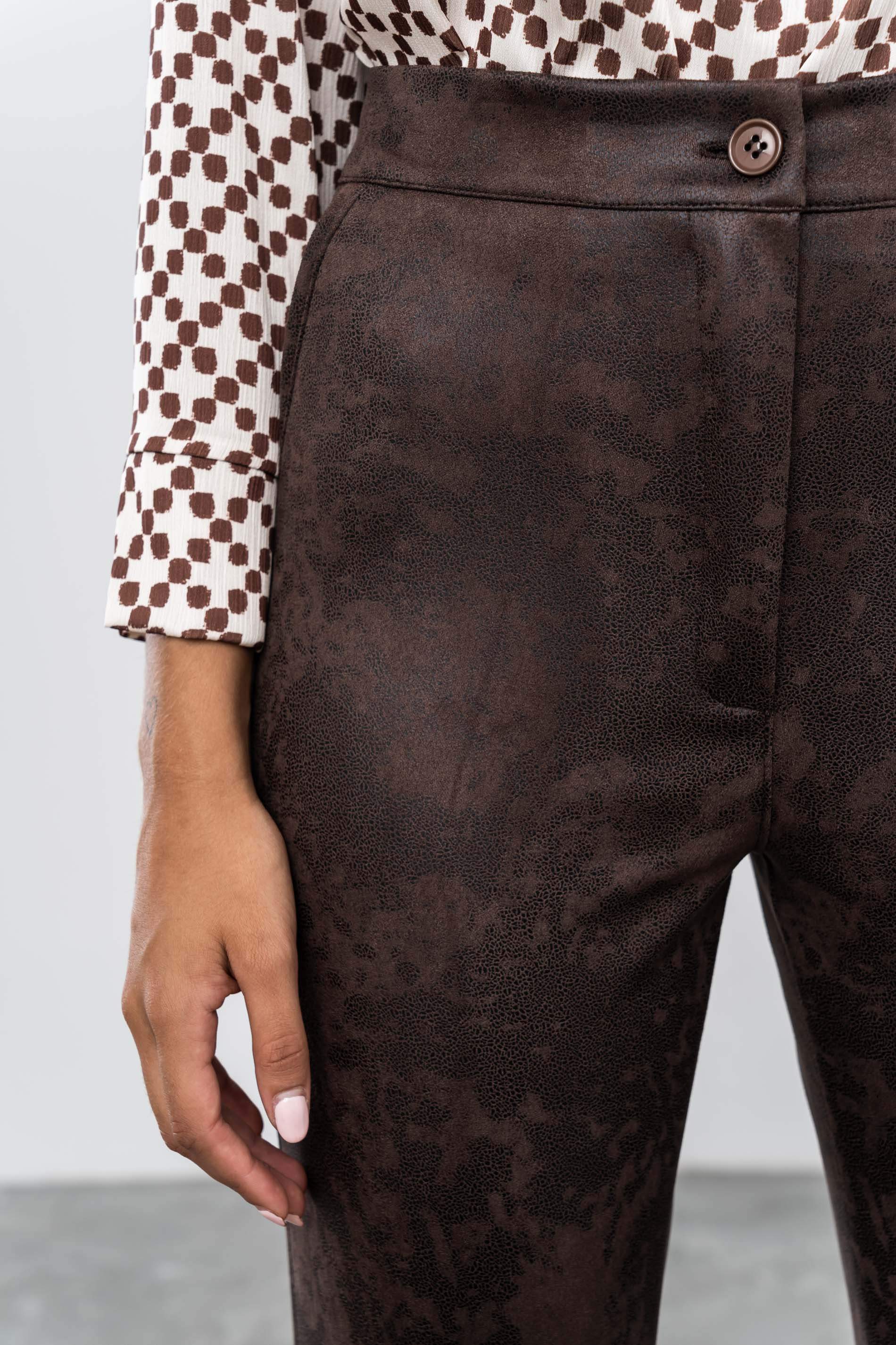 PANTALON EFECTO PIEL