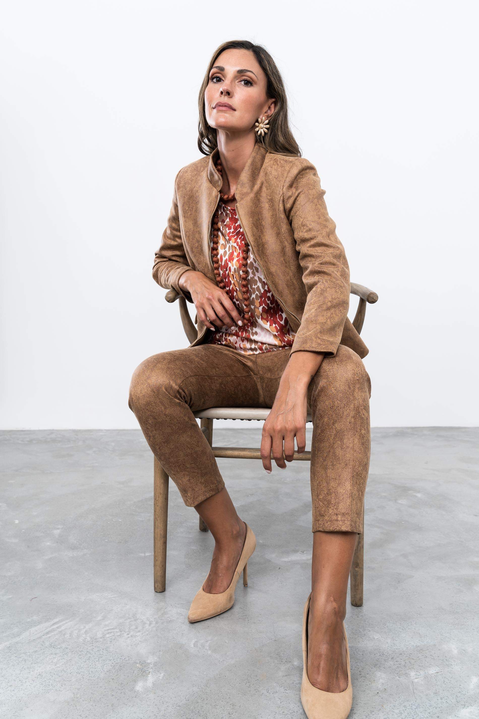 PANTALON EFECTO PIEL
