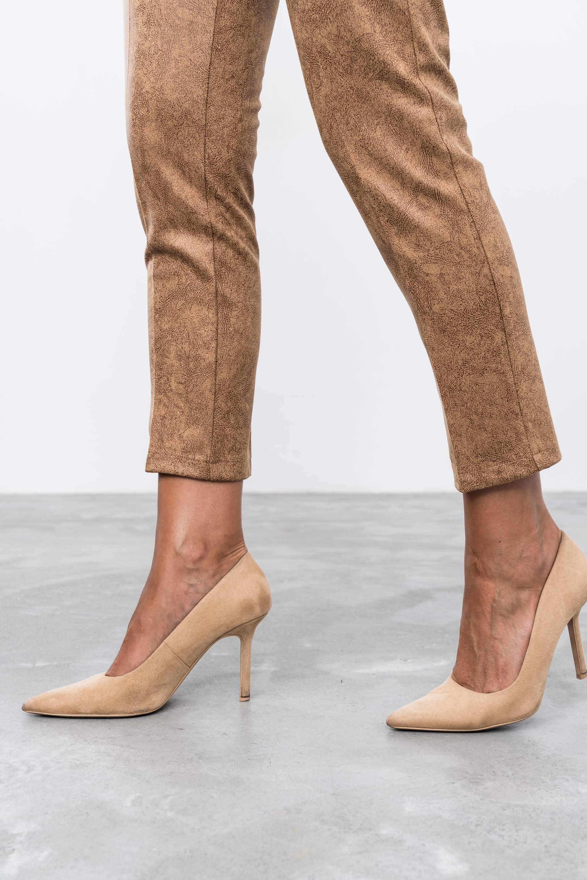 PANTALON EFECTO PIEL