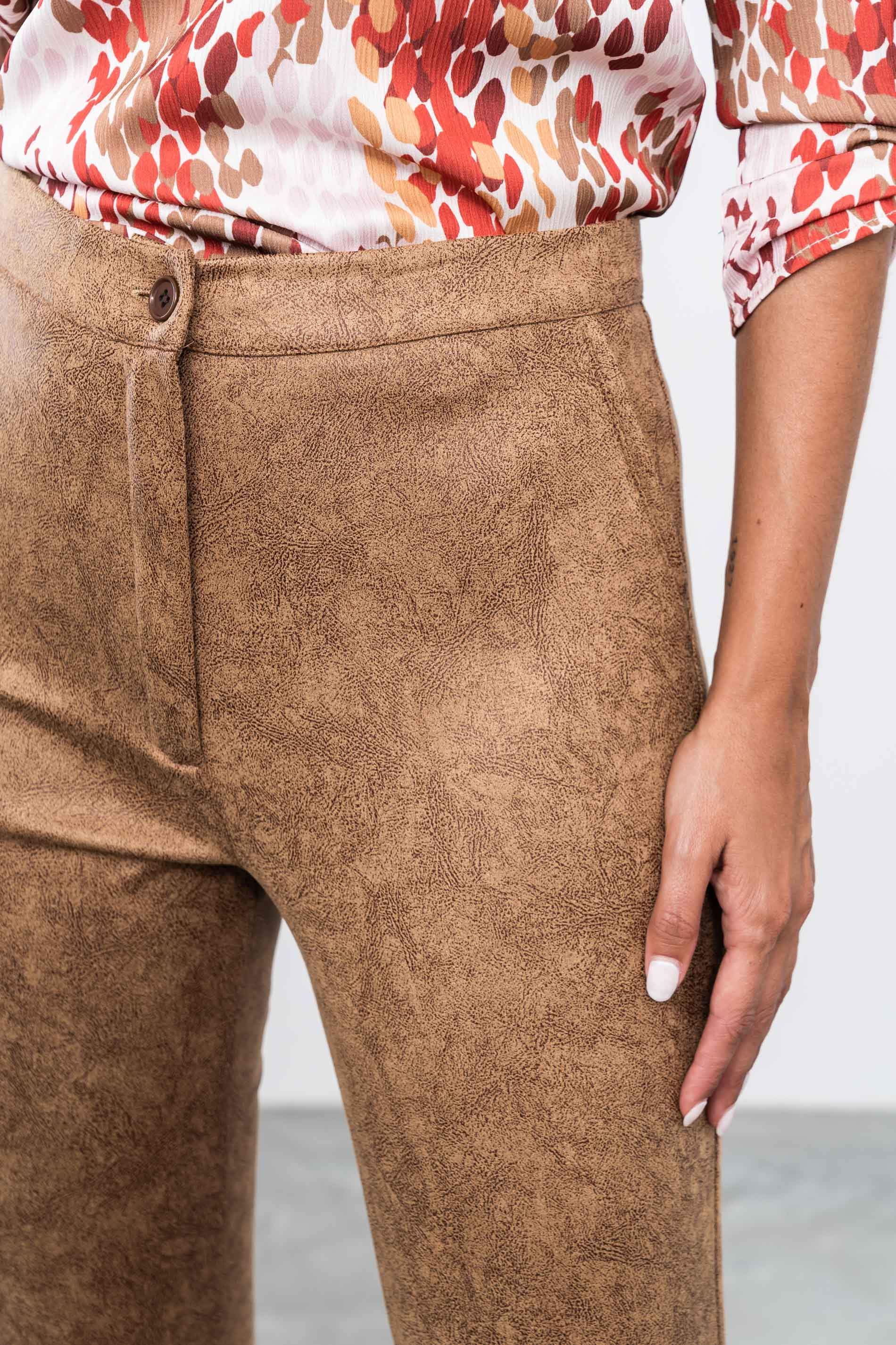 PANTALON EFECTO PIEL
