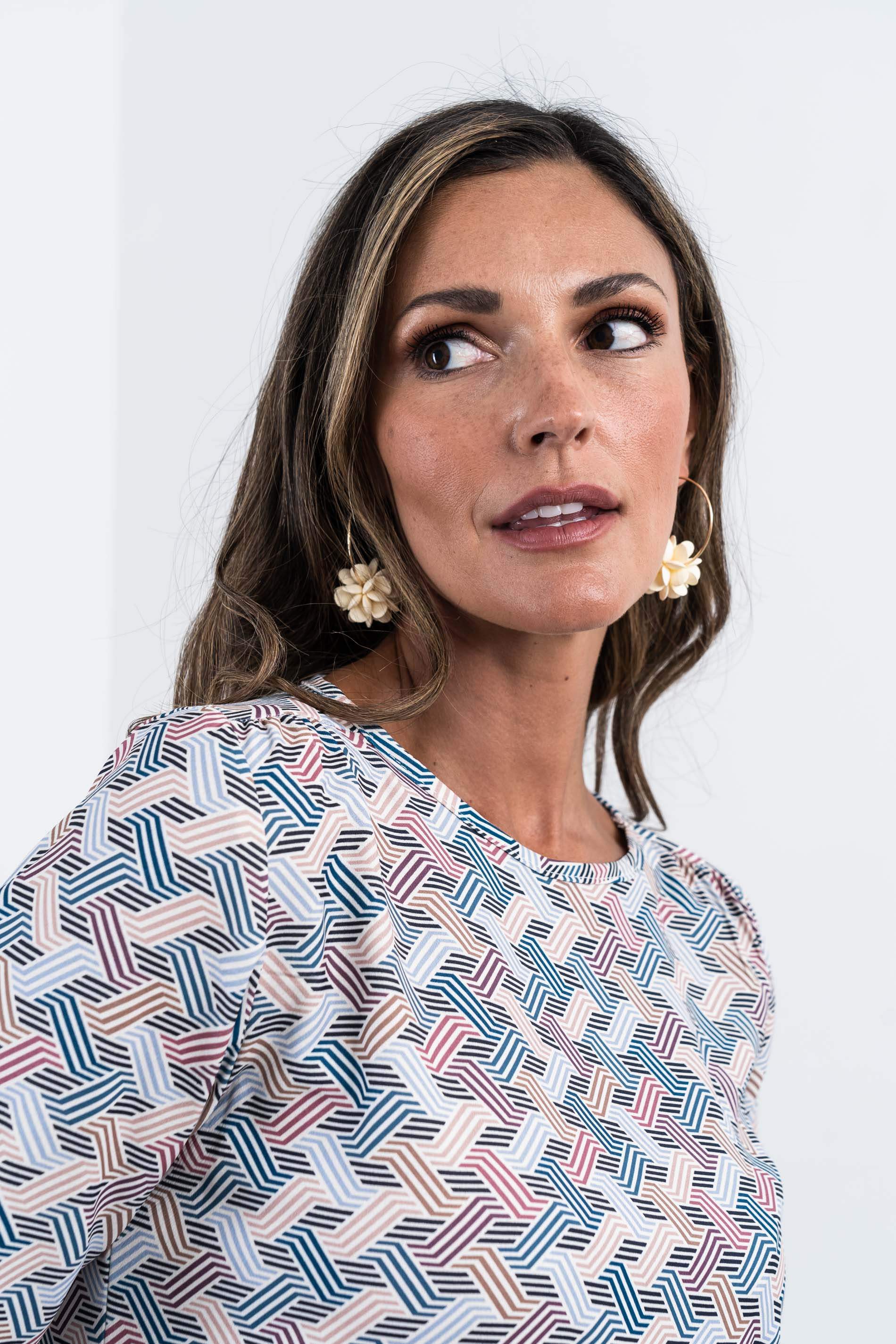 BLUSA PUÑO FRUNCIDO ENREJADO