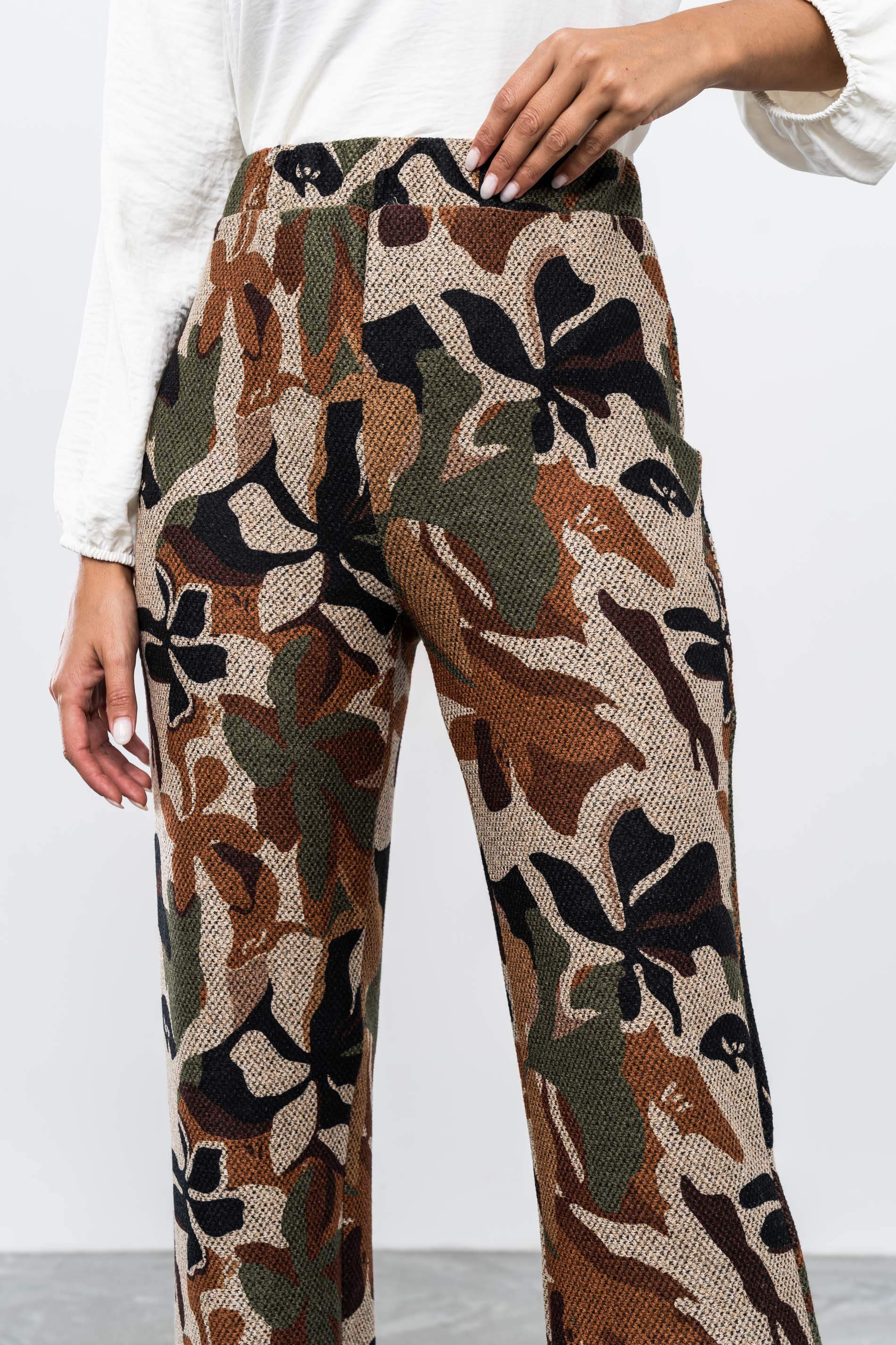 PANTALON PUNTO HOJAS