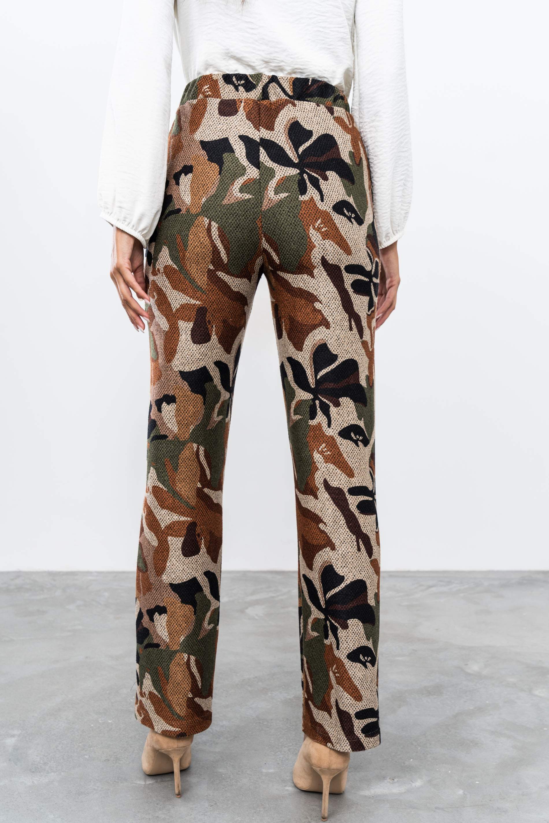 PANTALON PUNTO HOJAS