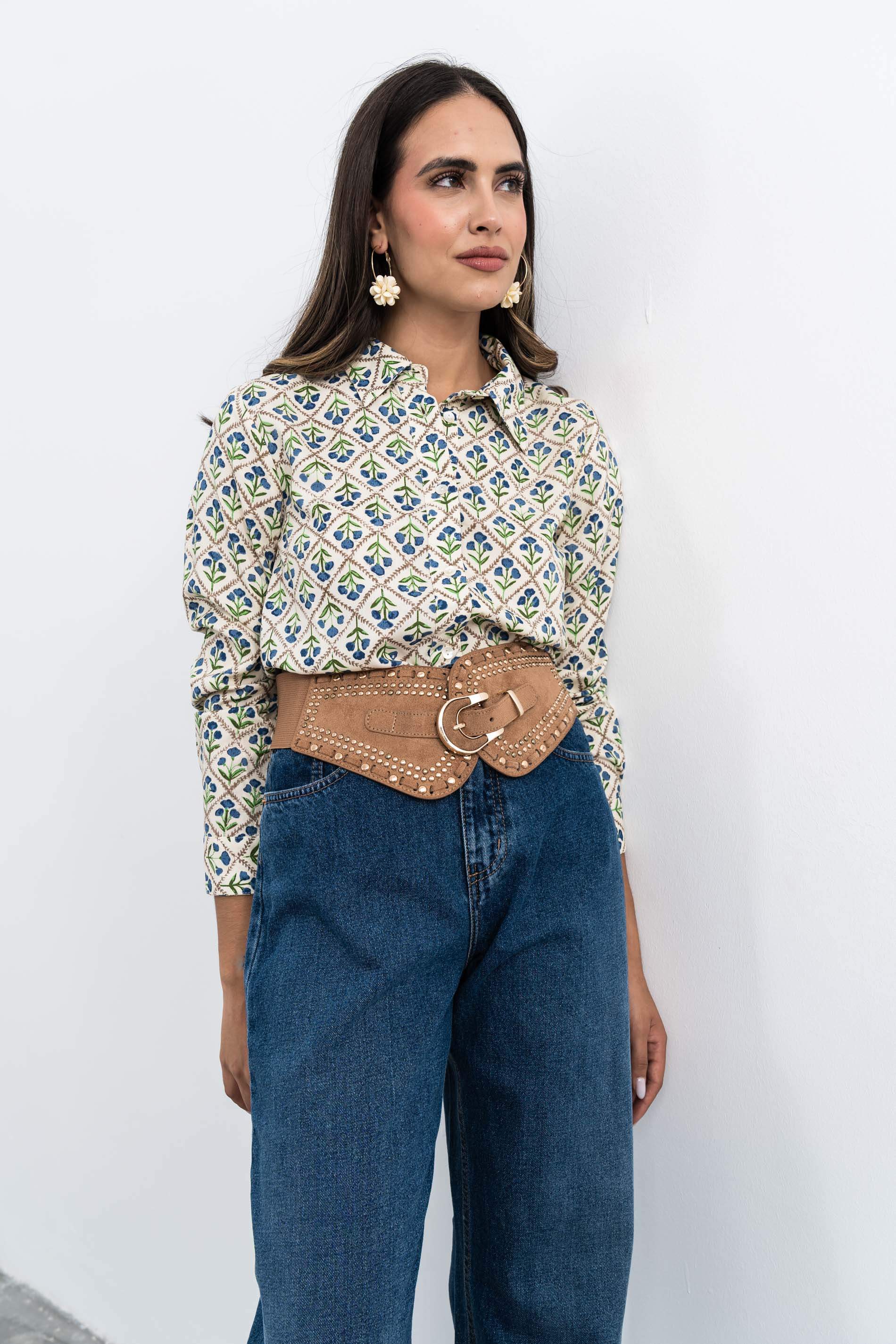 CAMISA ESTAMPADA RAMILLETE
