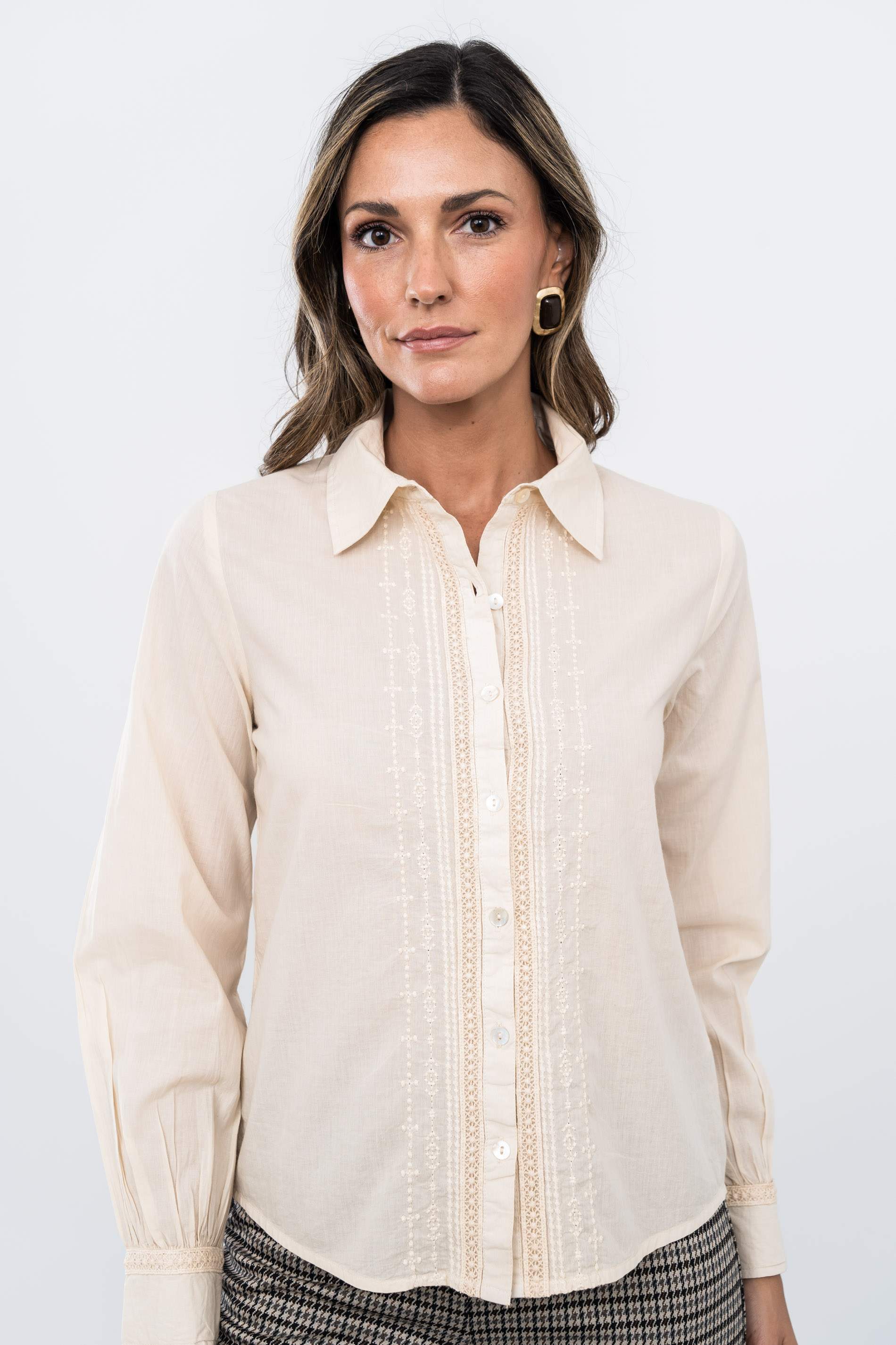 CAMISA BORDADA