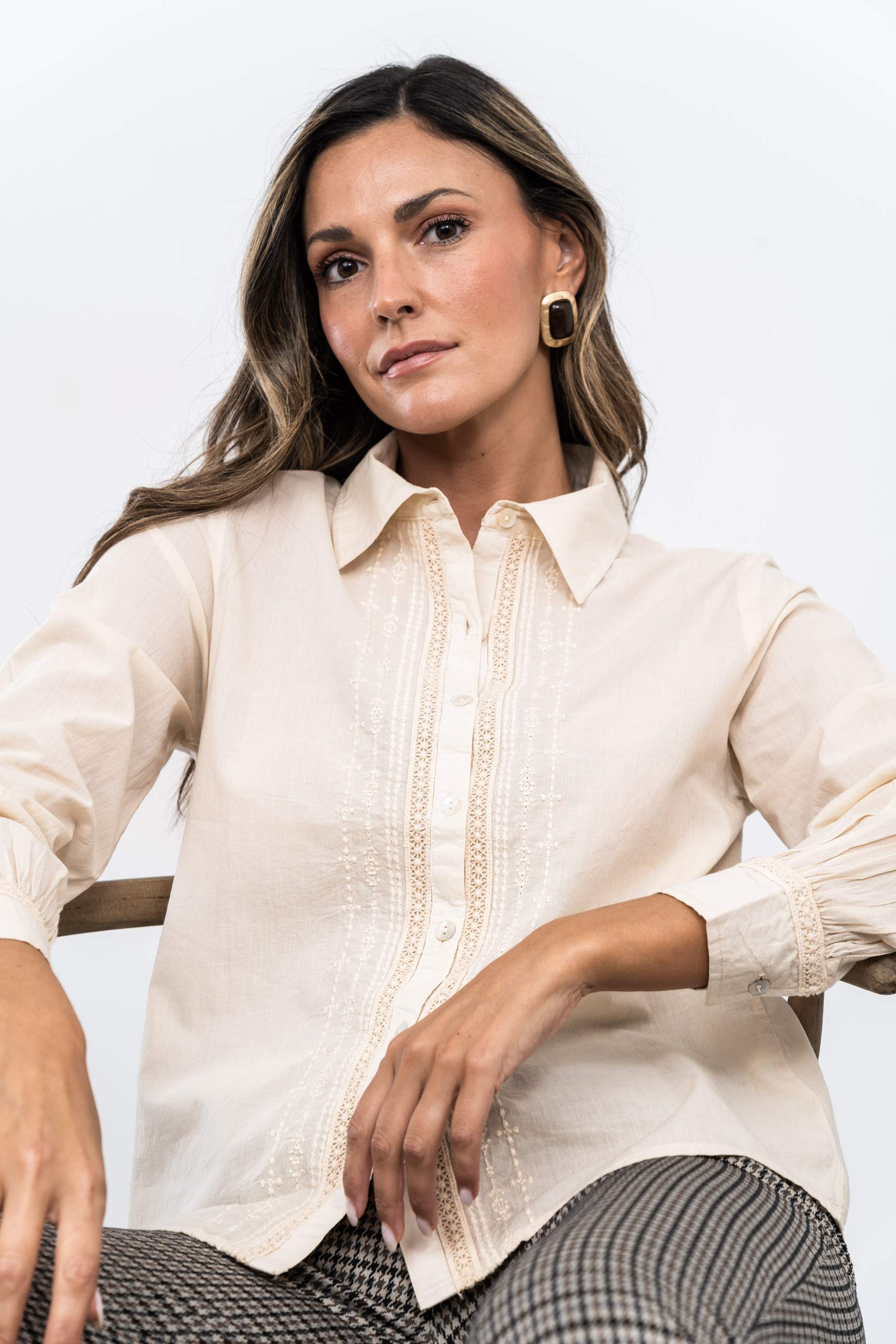 CAMISA BORDADA
