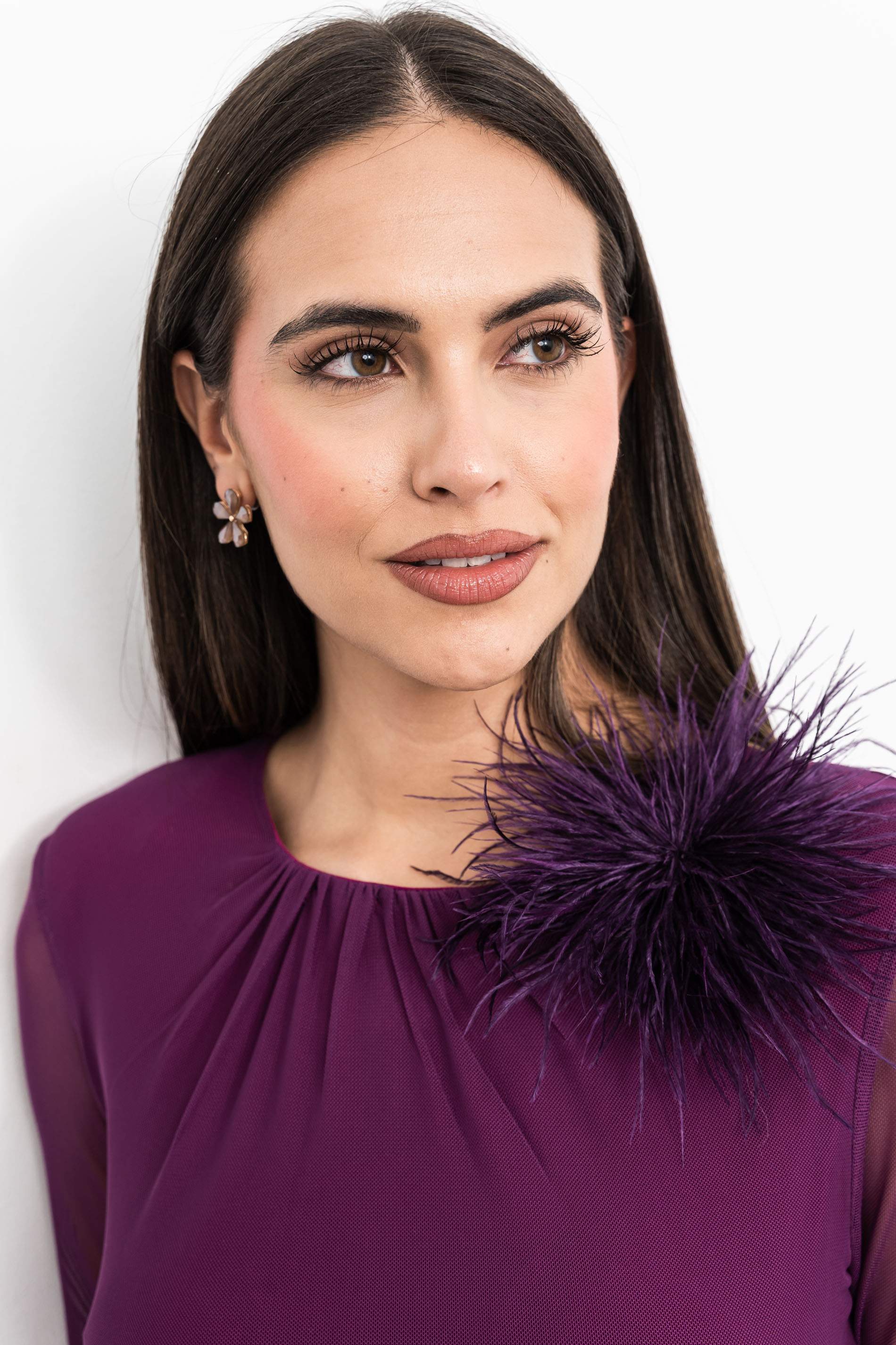 BROCHE PLUMAS MORADO