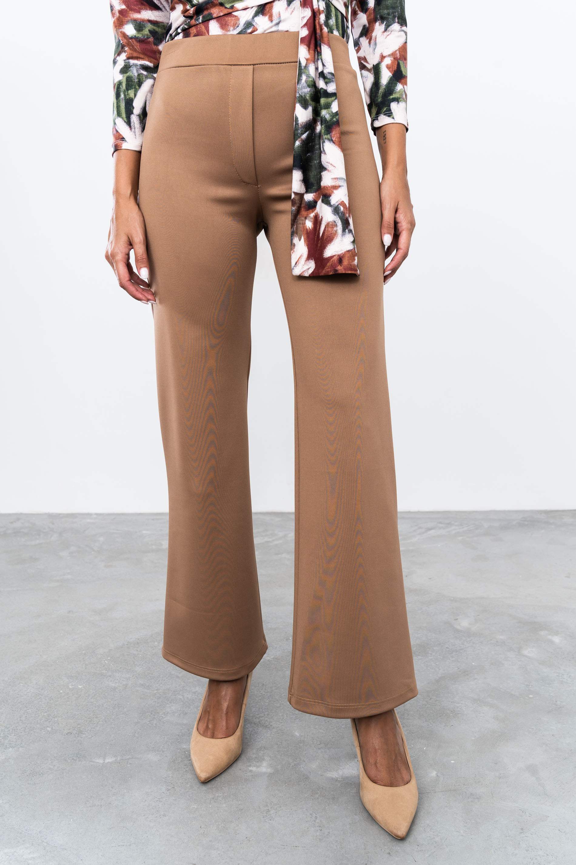 PANTALON RECTO CAMEL