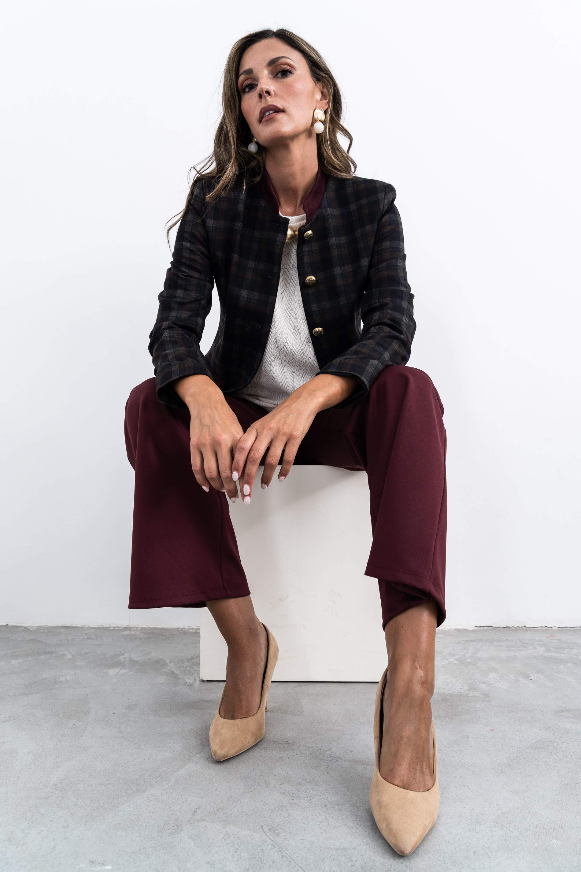 PANTALON RECTO BURDEOS