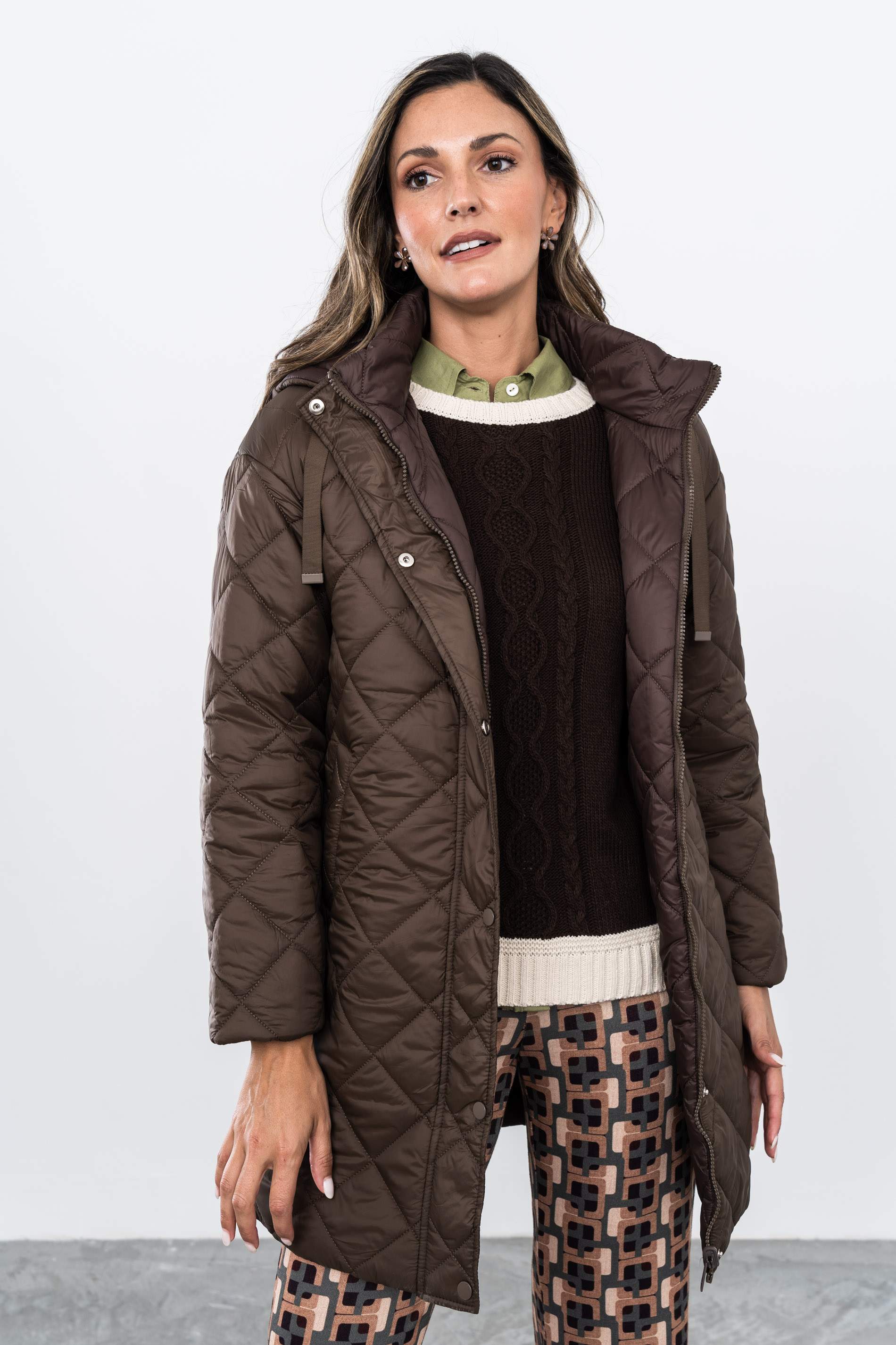 PARKA LARGA PESPUNTES ROMBO