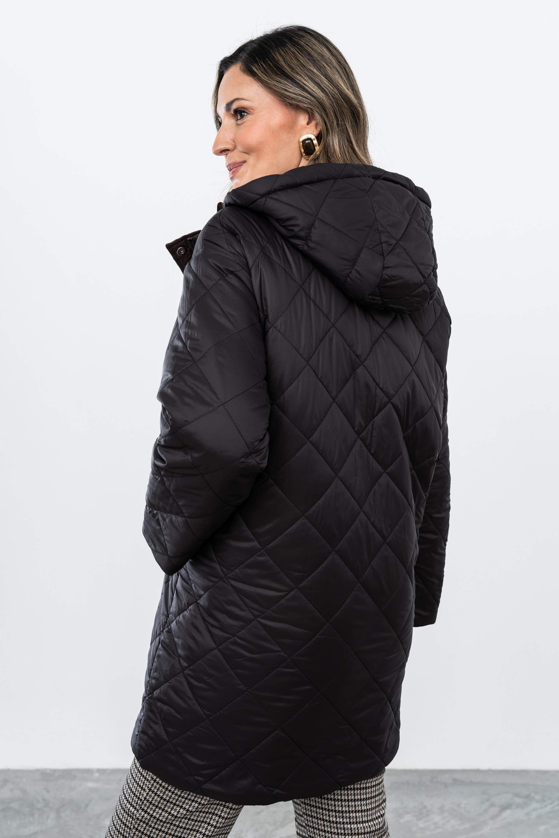 PARKA LARGA PESPUNTES ROMBOS
