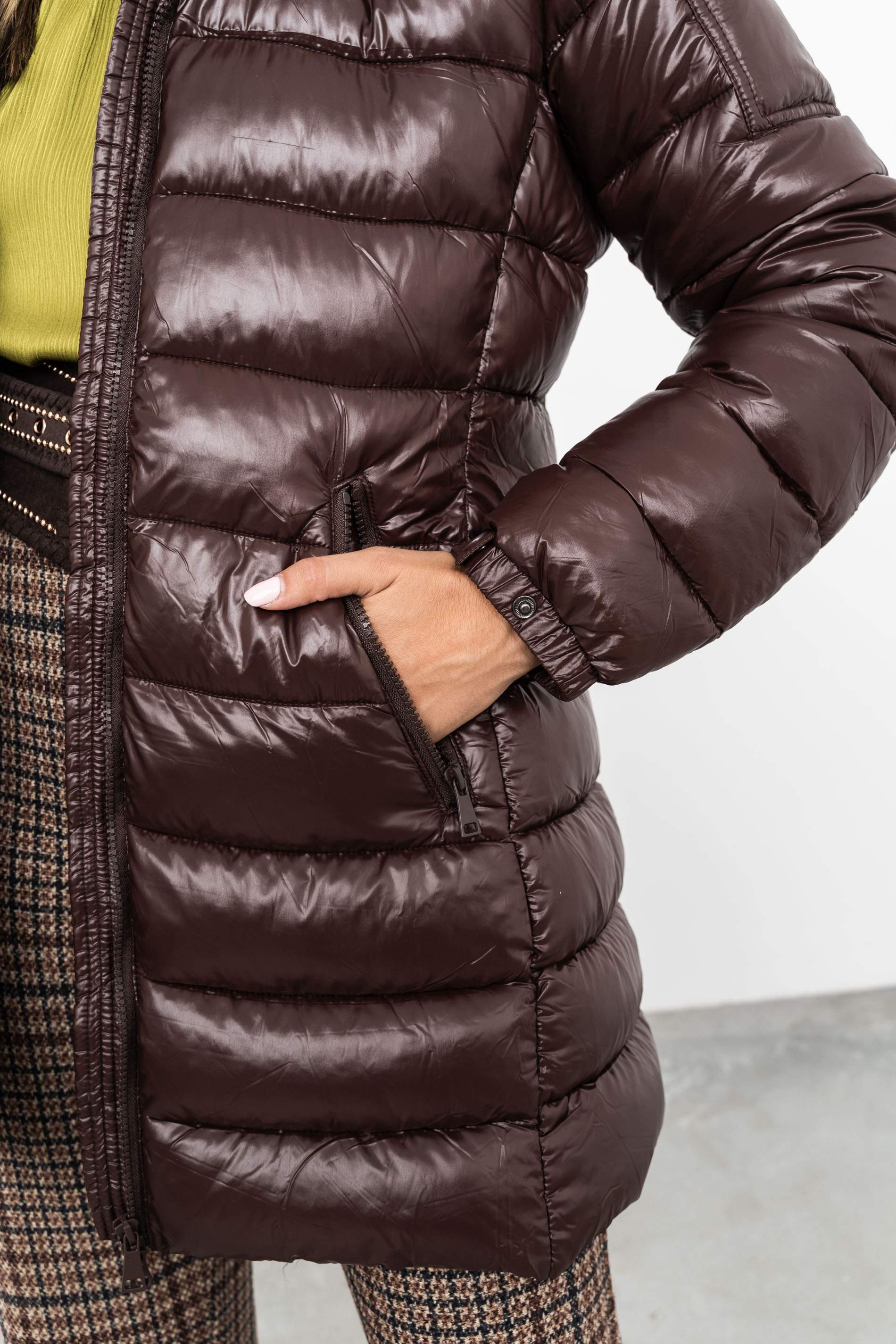 PARKA LARGA SATINADA BOLSILLO