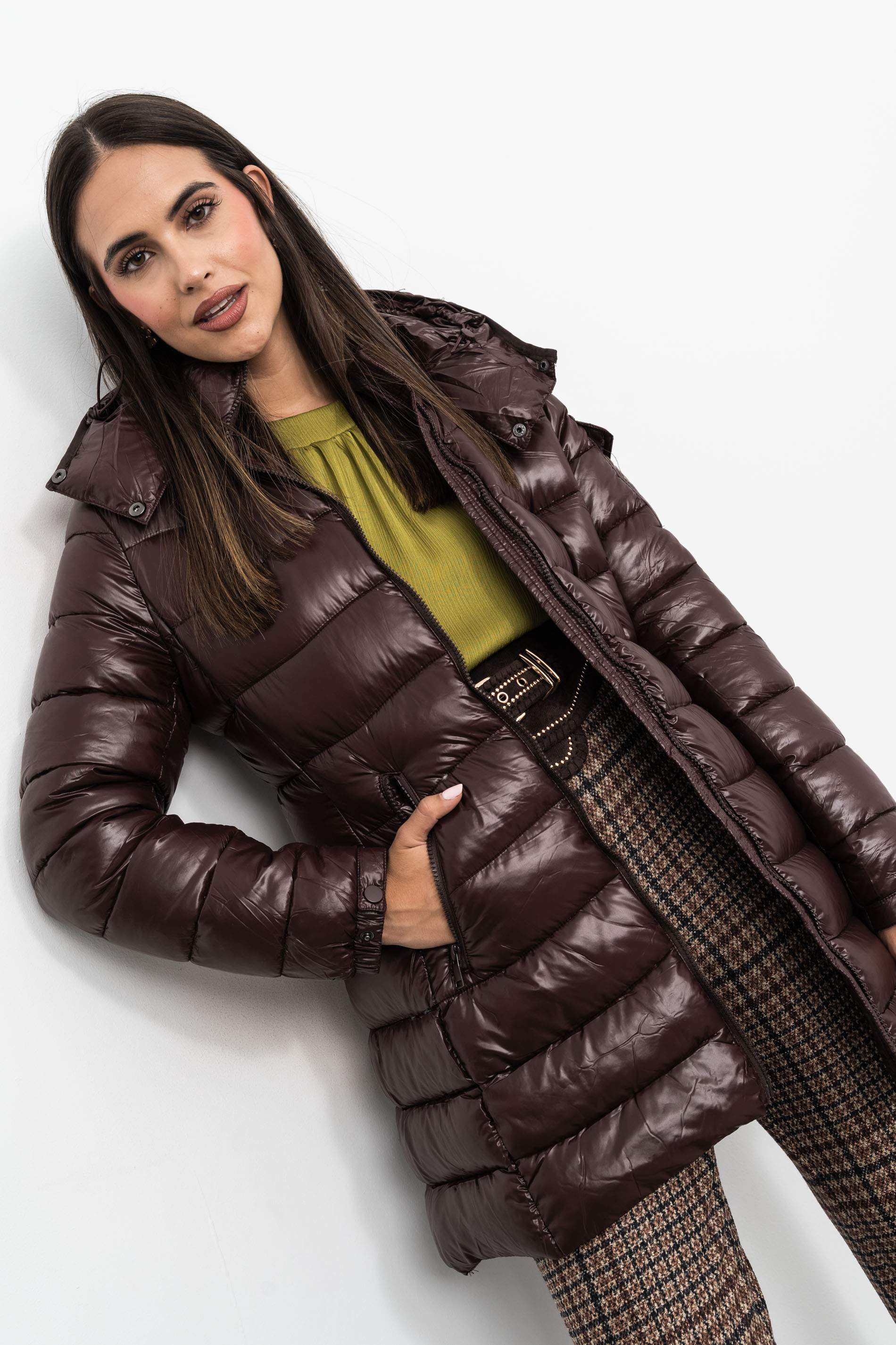 PARKA LARGA SATINADA BOLSILLO