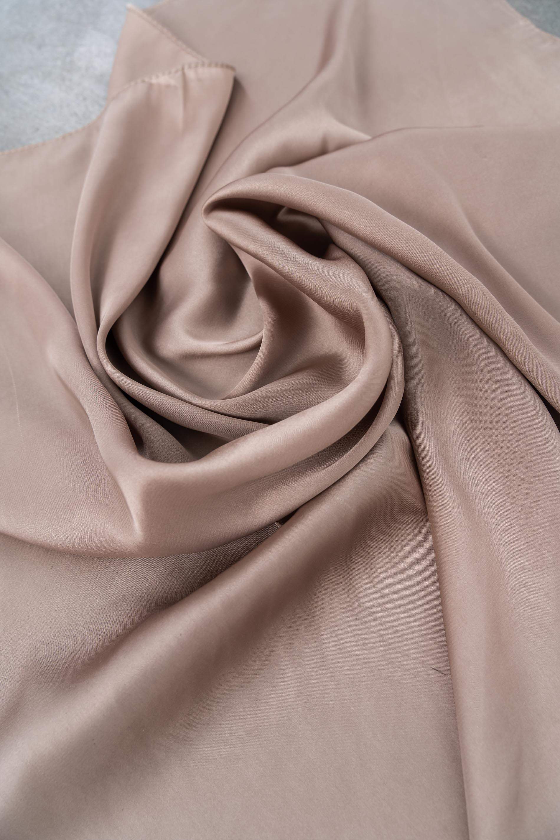 PAÑUELO LISO COLOR BEIGE