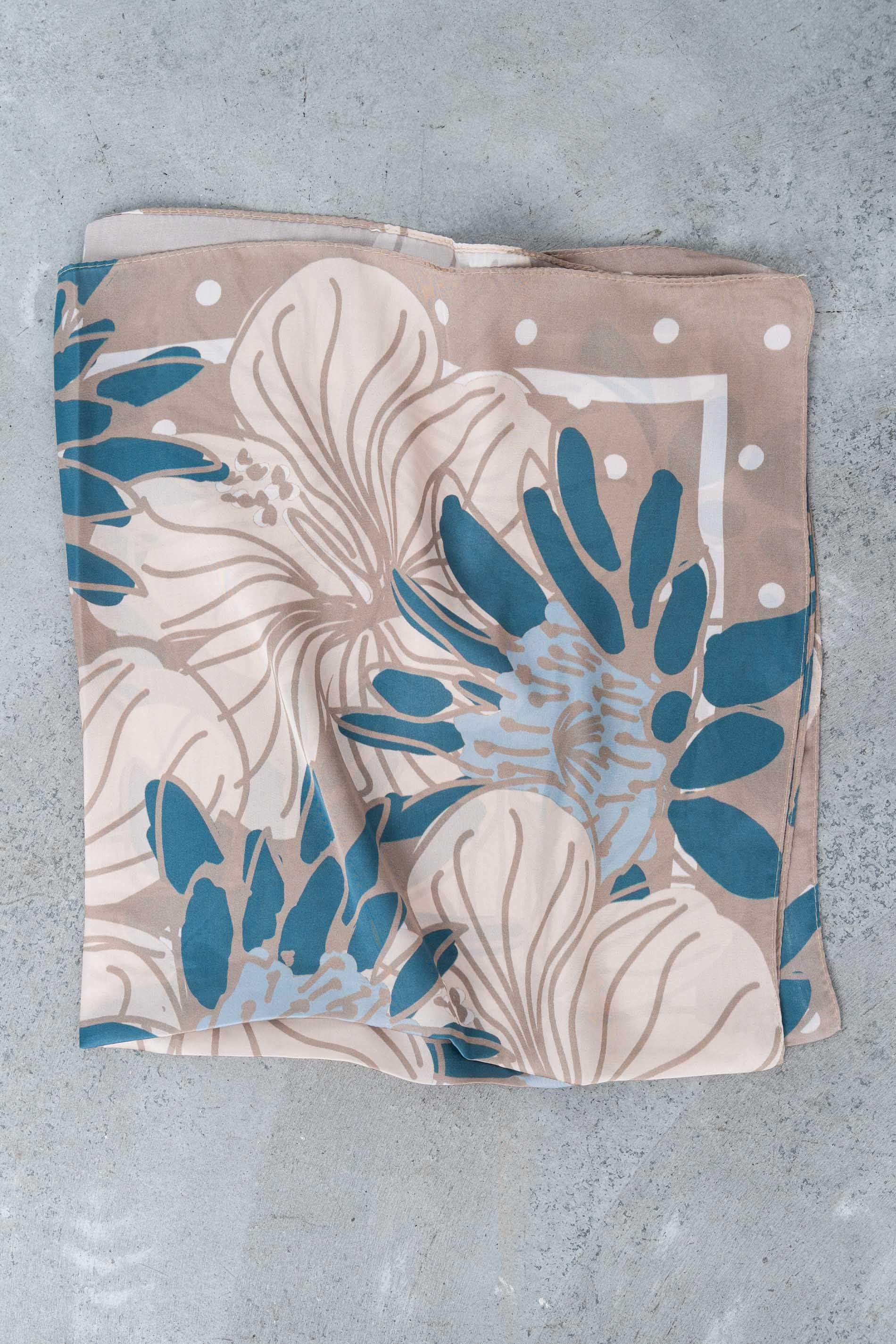 PAÑUELO FLORES COMBINADAS