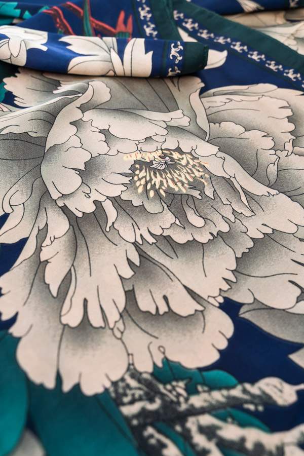 FOULARD EFECTO SEDA FLORAL 