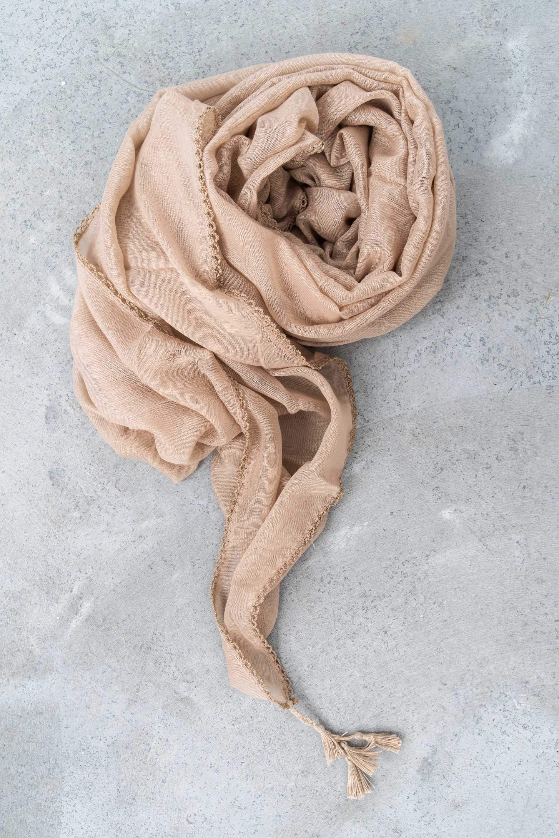 FOULARD LISO POMPONES BEIGE