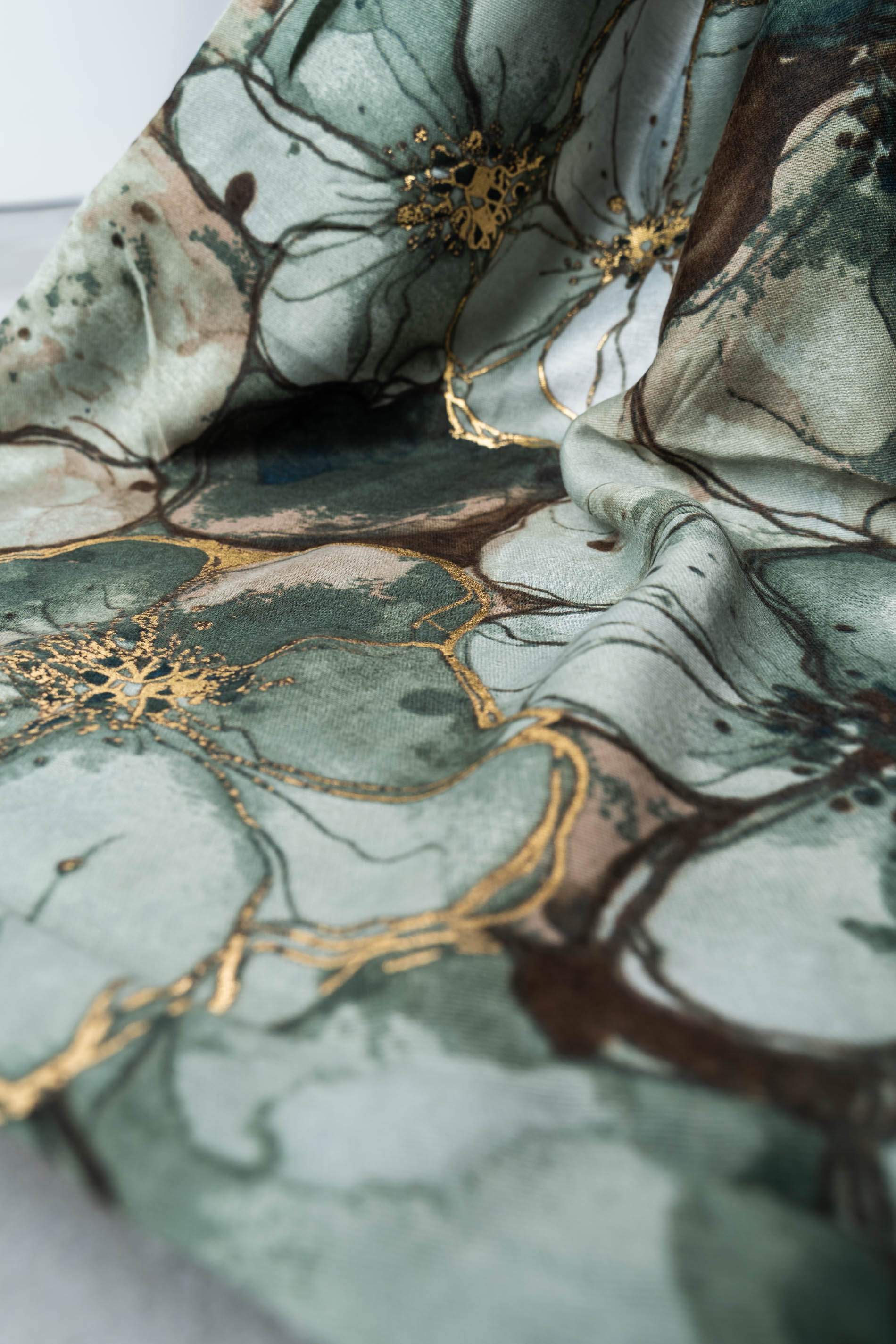 FOULARD FLOR PERFIL ORO VERDE