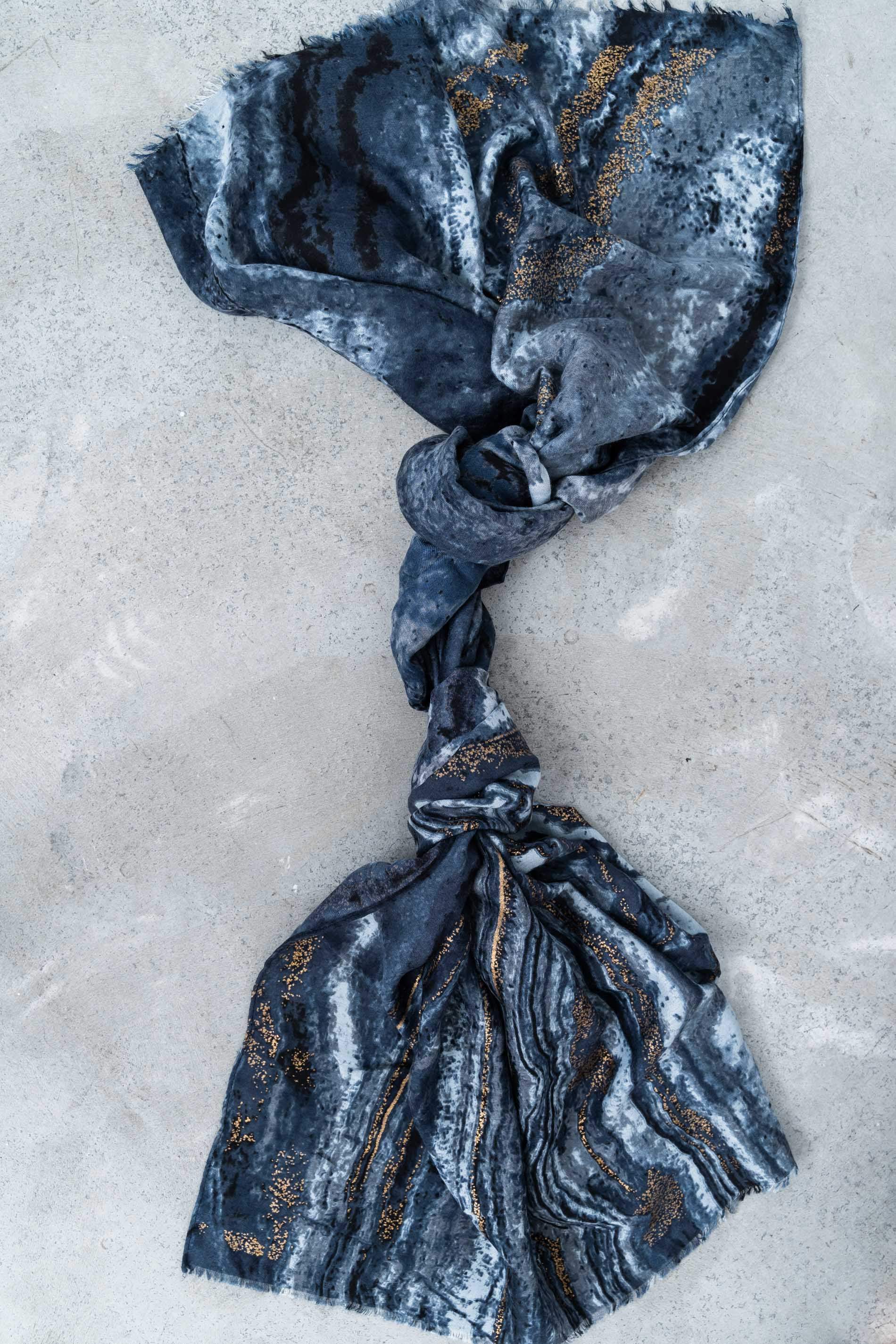 FOULARD MARMOLEADO ORO AZUL
