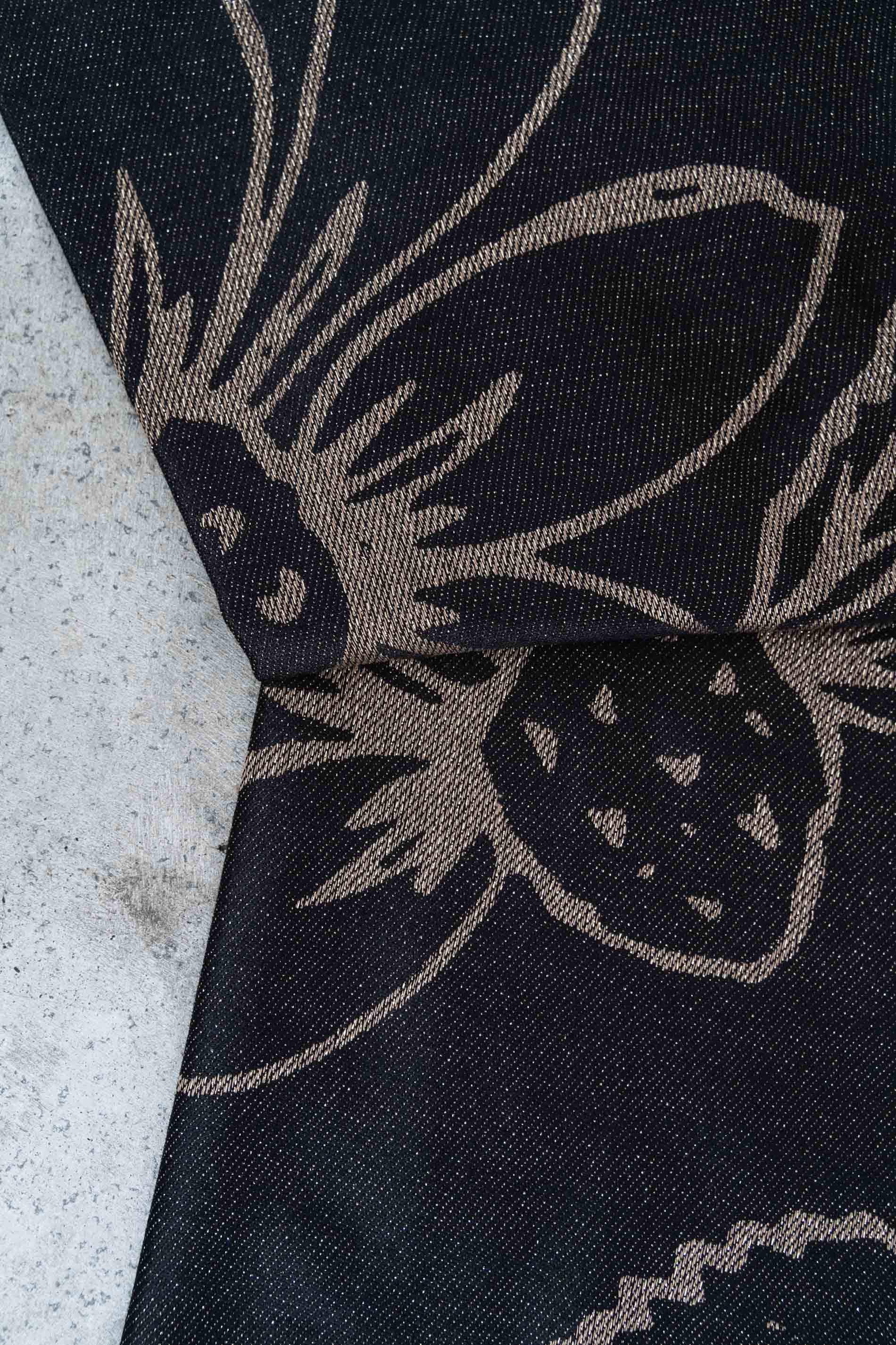 ESTOLA FLORAL LUREX NEGRO