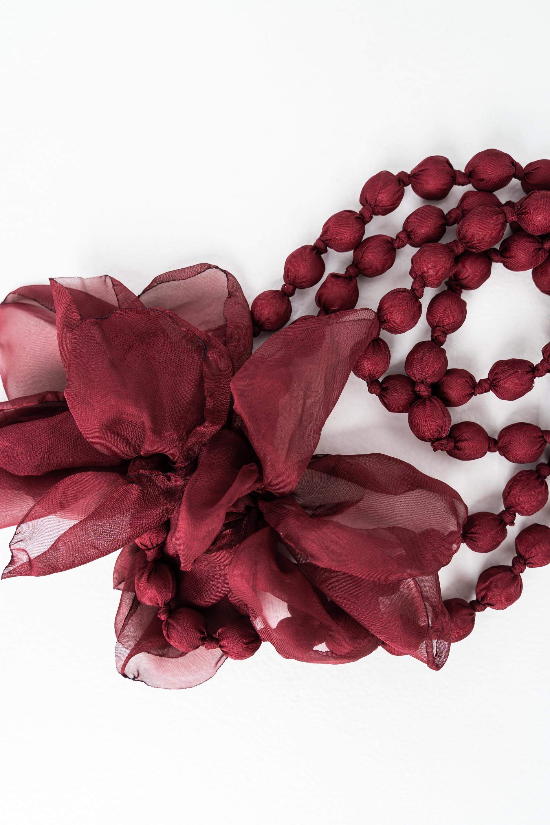 COLLAR FLOR TEJIDO