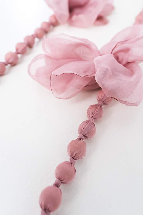 COLLAR FLOR TEJIDO