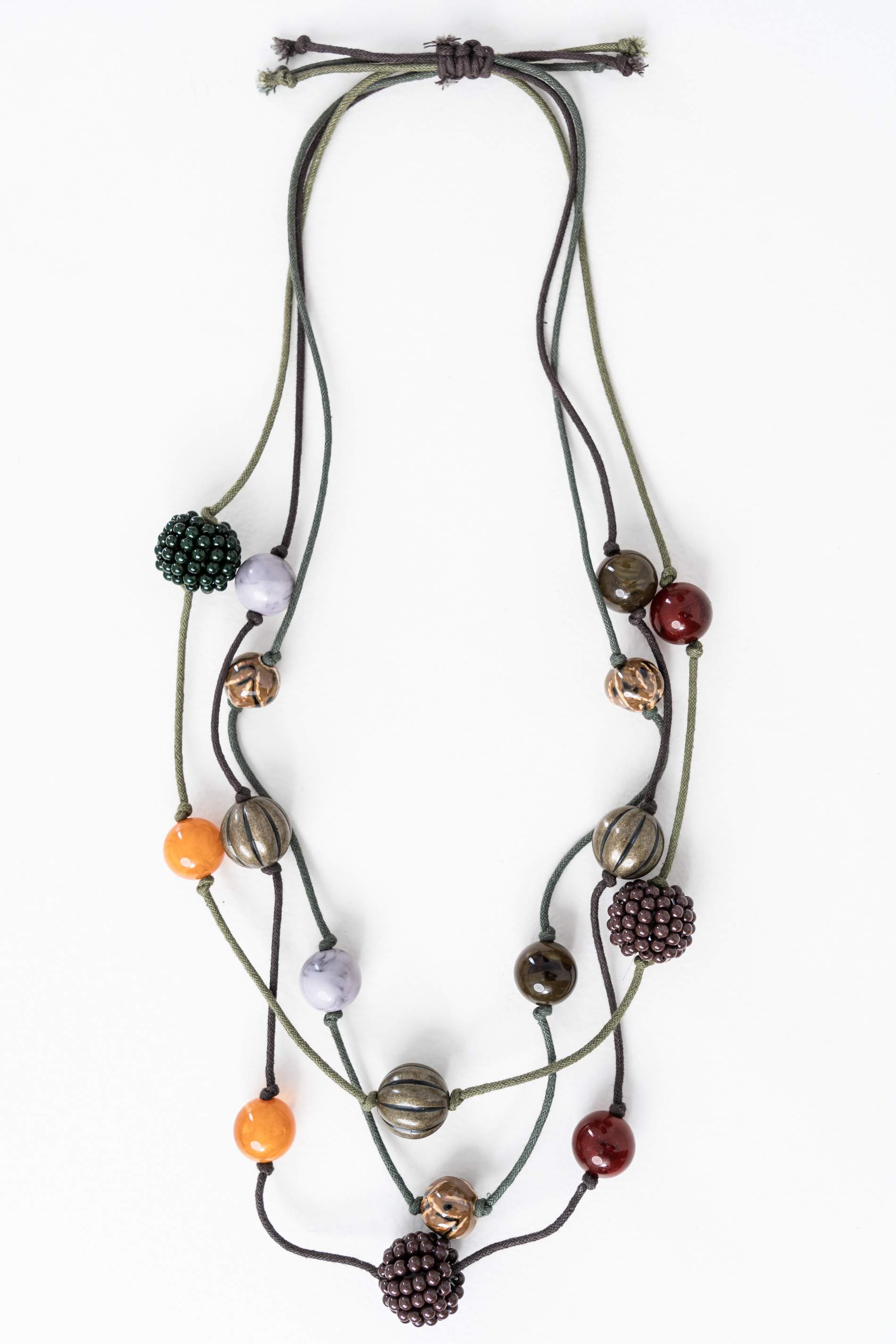 COLLAR DISEÑO CUENTAS