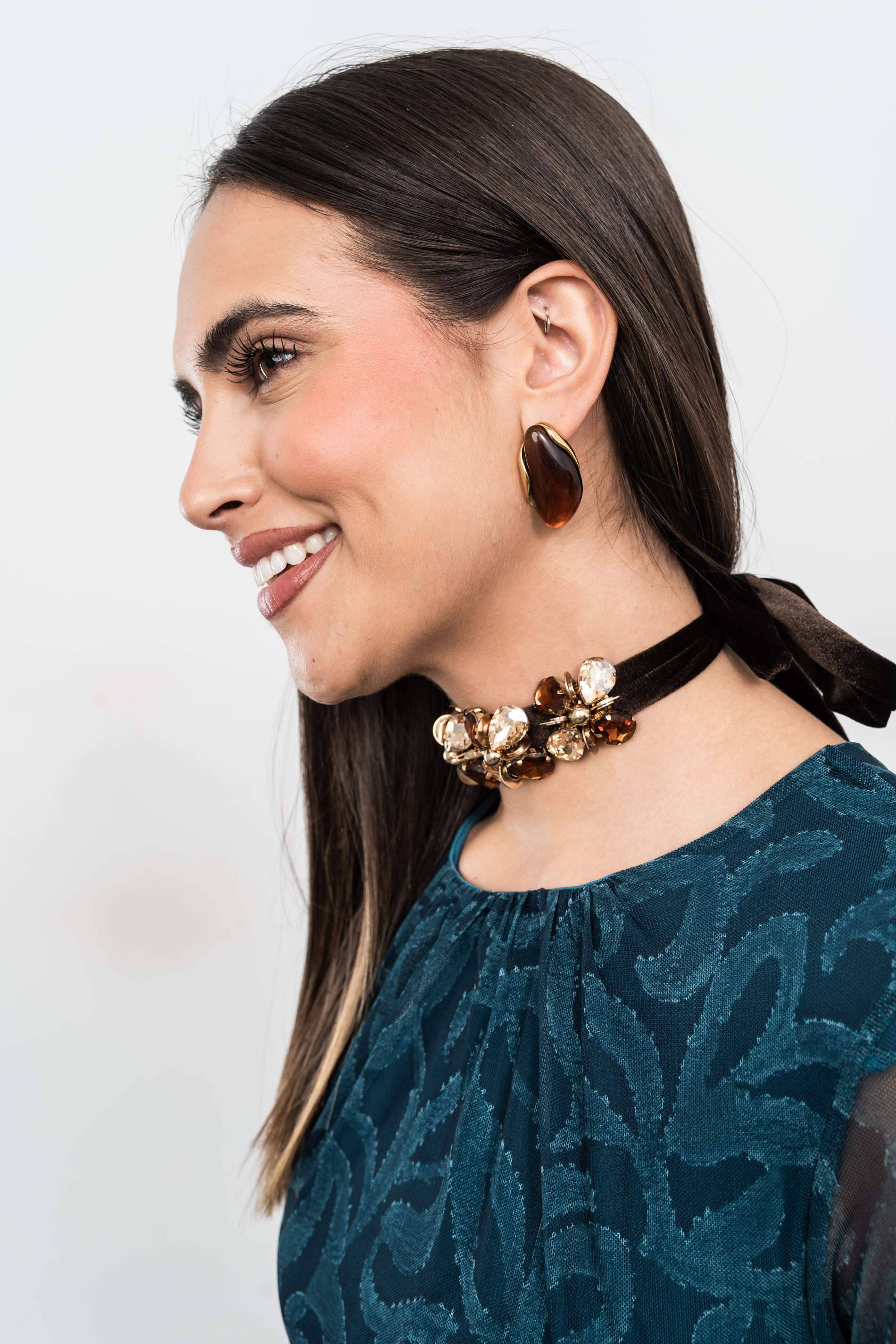 CHOKER PIEDRAS LAZADA CHOCOLATE