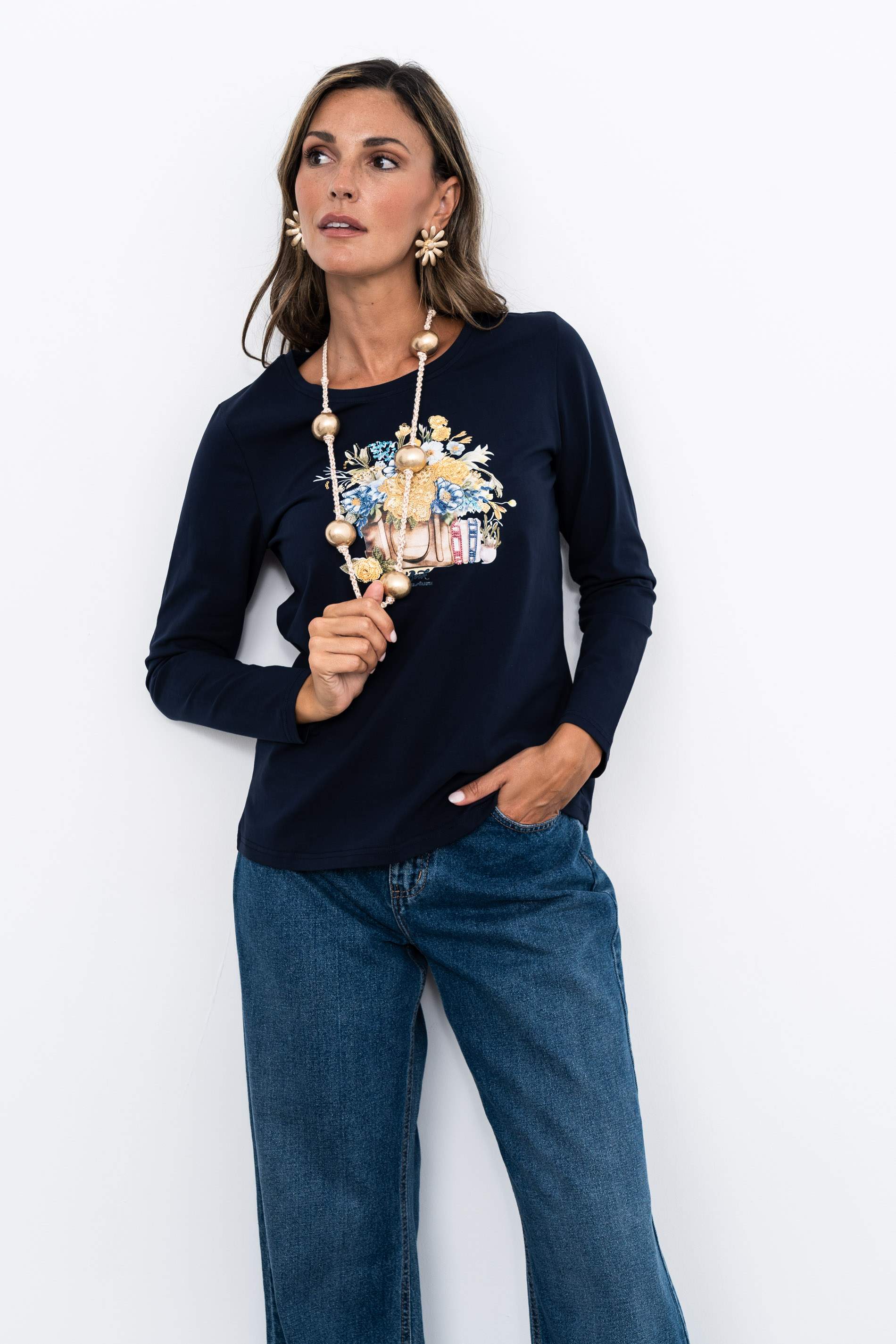 CAMISETA BORDADOS FLOR MARINO