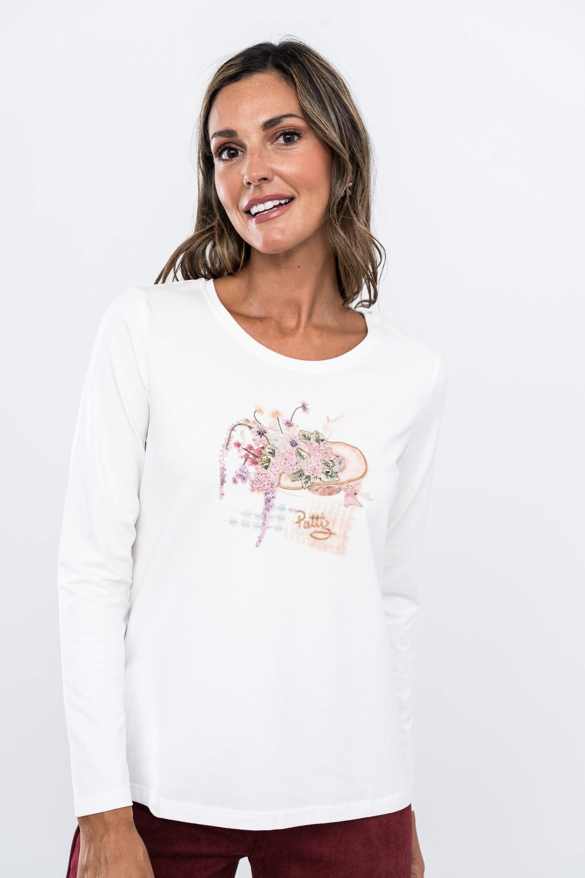 CAMISETA BORDADO SOMBRERO CRUDO