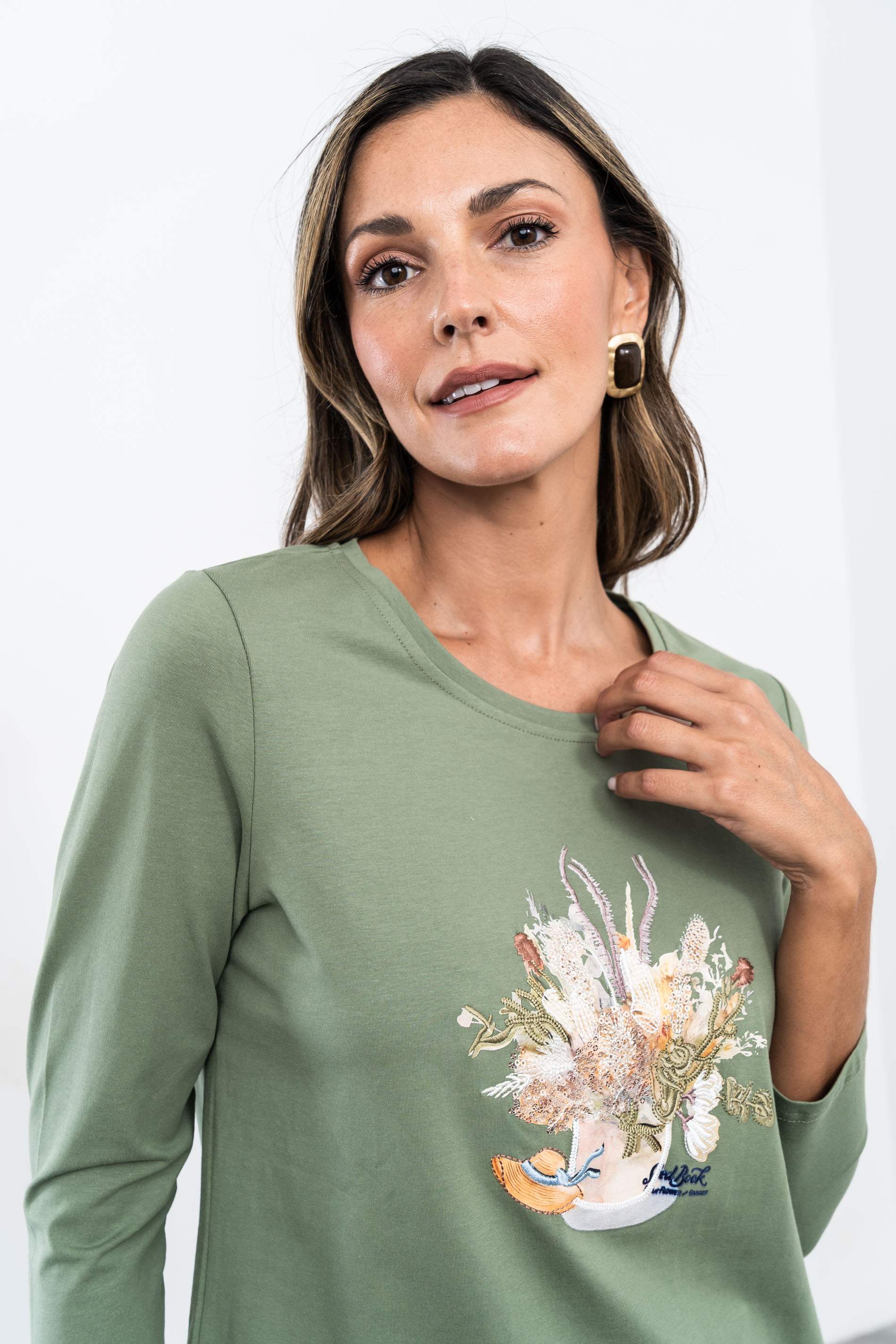 CAMISETA BORDADO ESPIGAS KAKI
