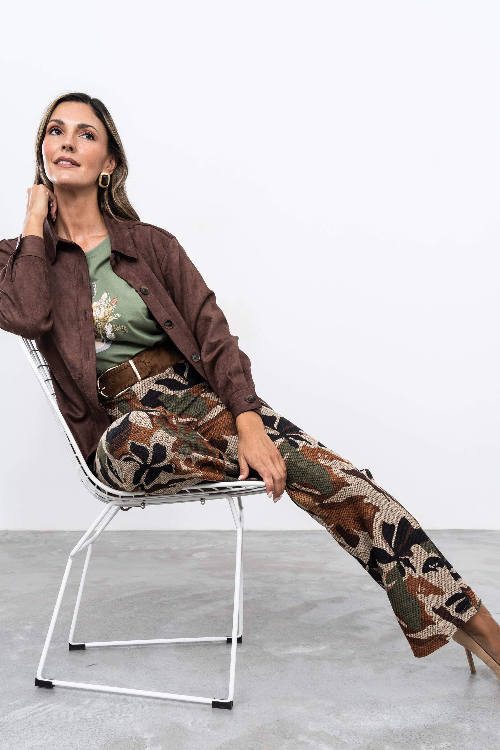 CAMISETA BORDADO ESPIGAS KAKI