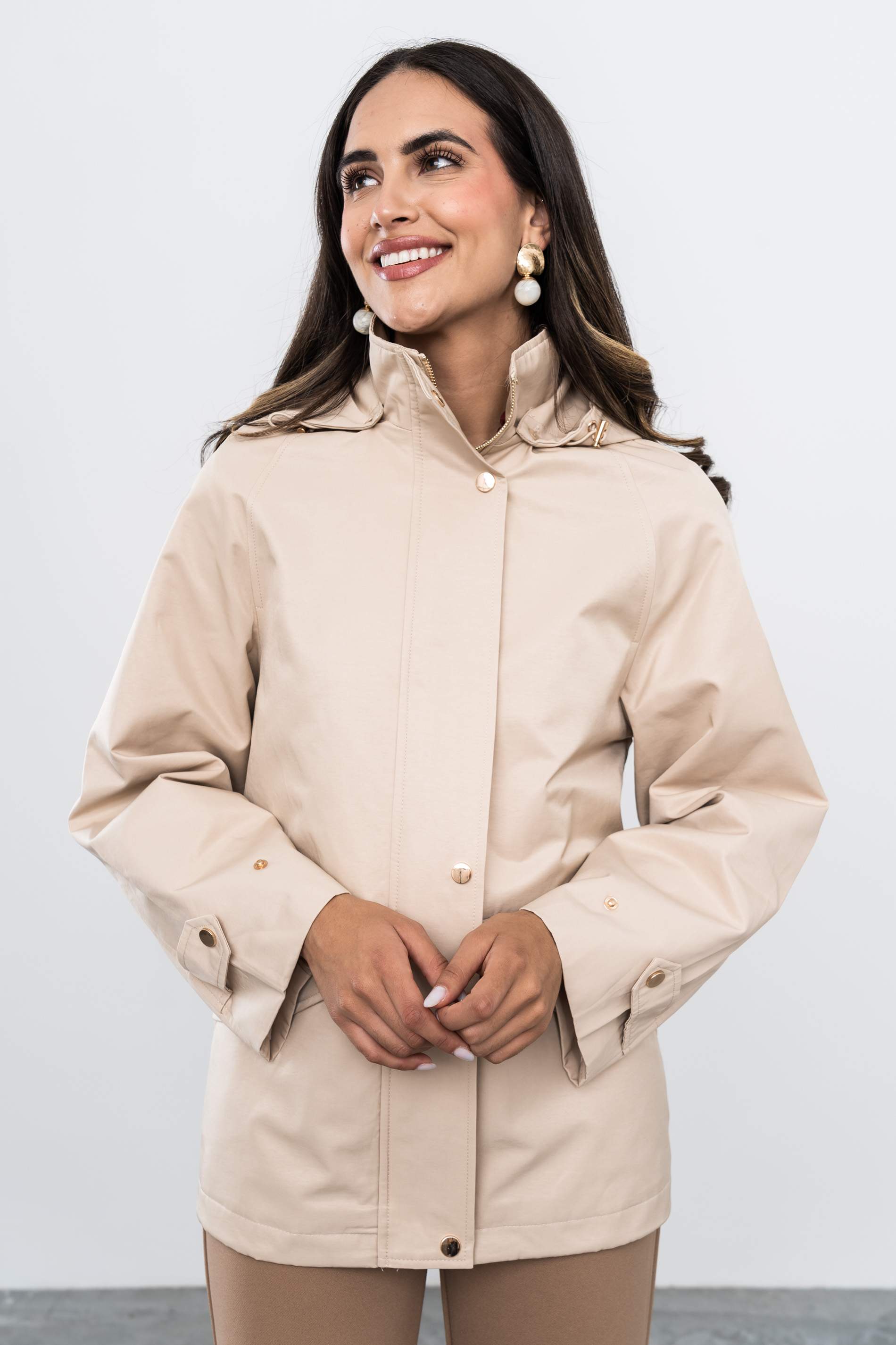CORTAVIENTO EVASÉ BOLSILLOS BEIGE