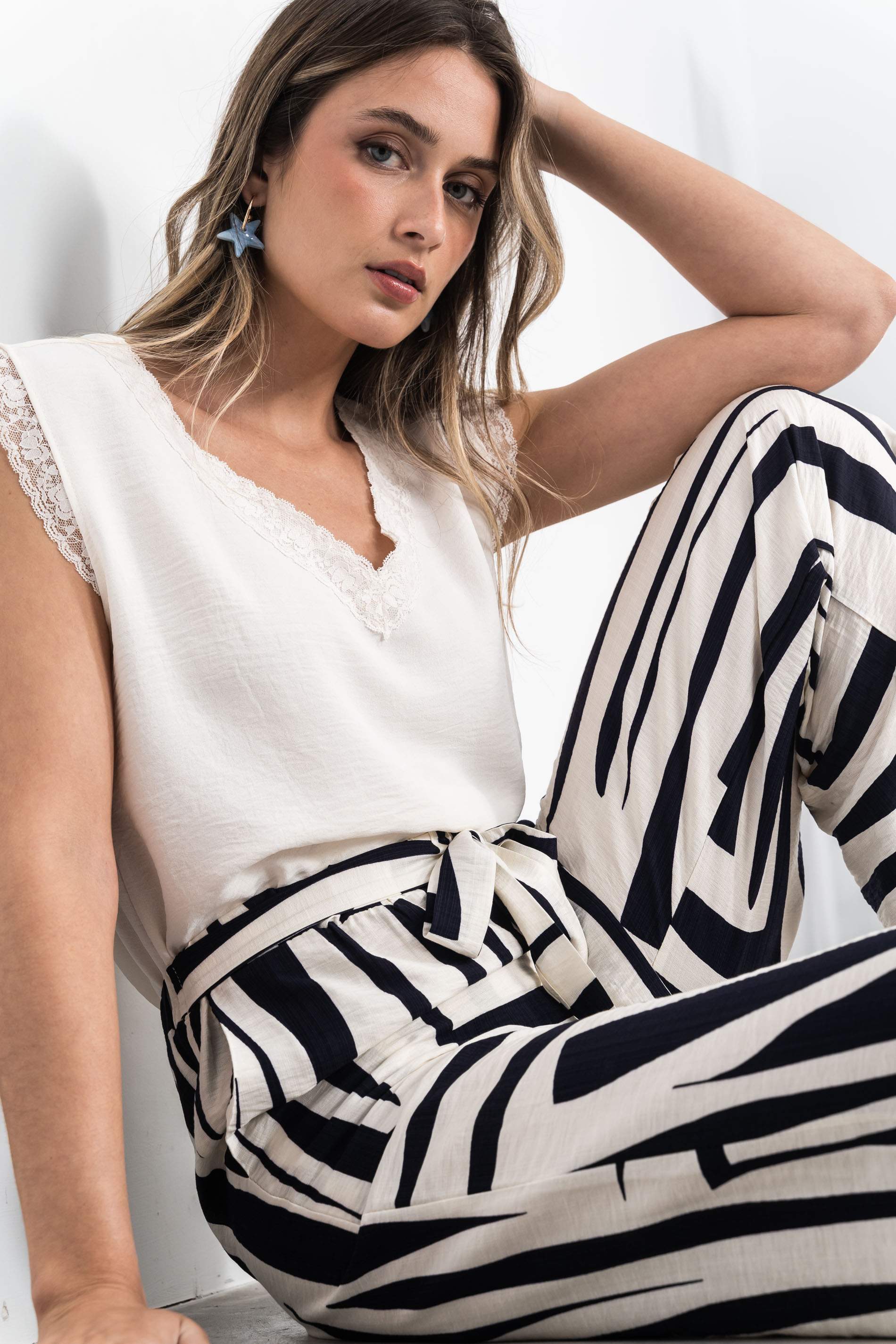BLUSA ENCAJE M/SISA CRUDO