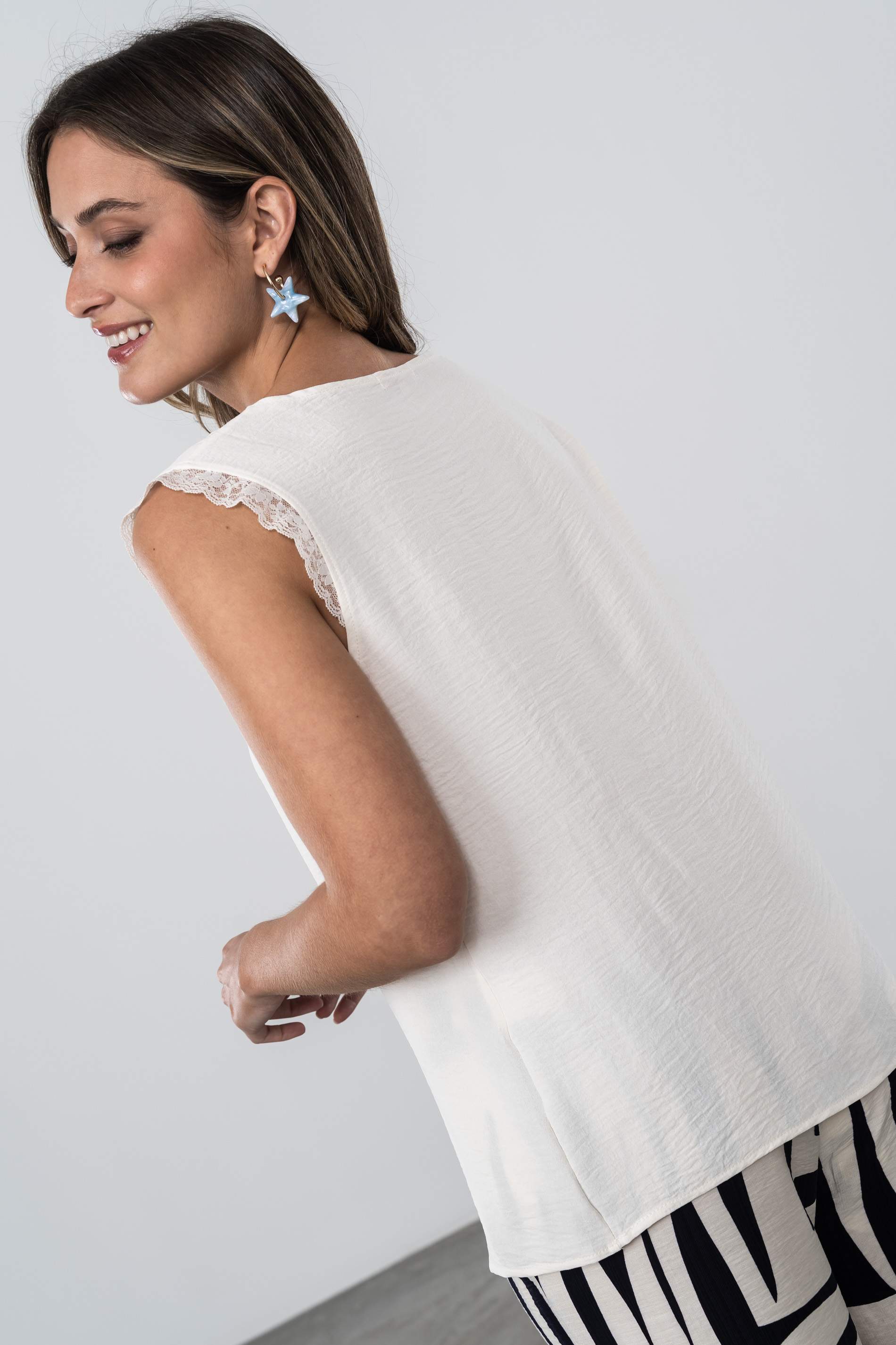 BLUSA ENCAJE M/SISA CRUDO