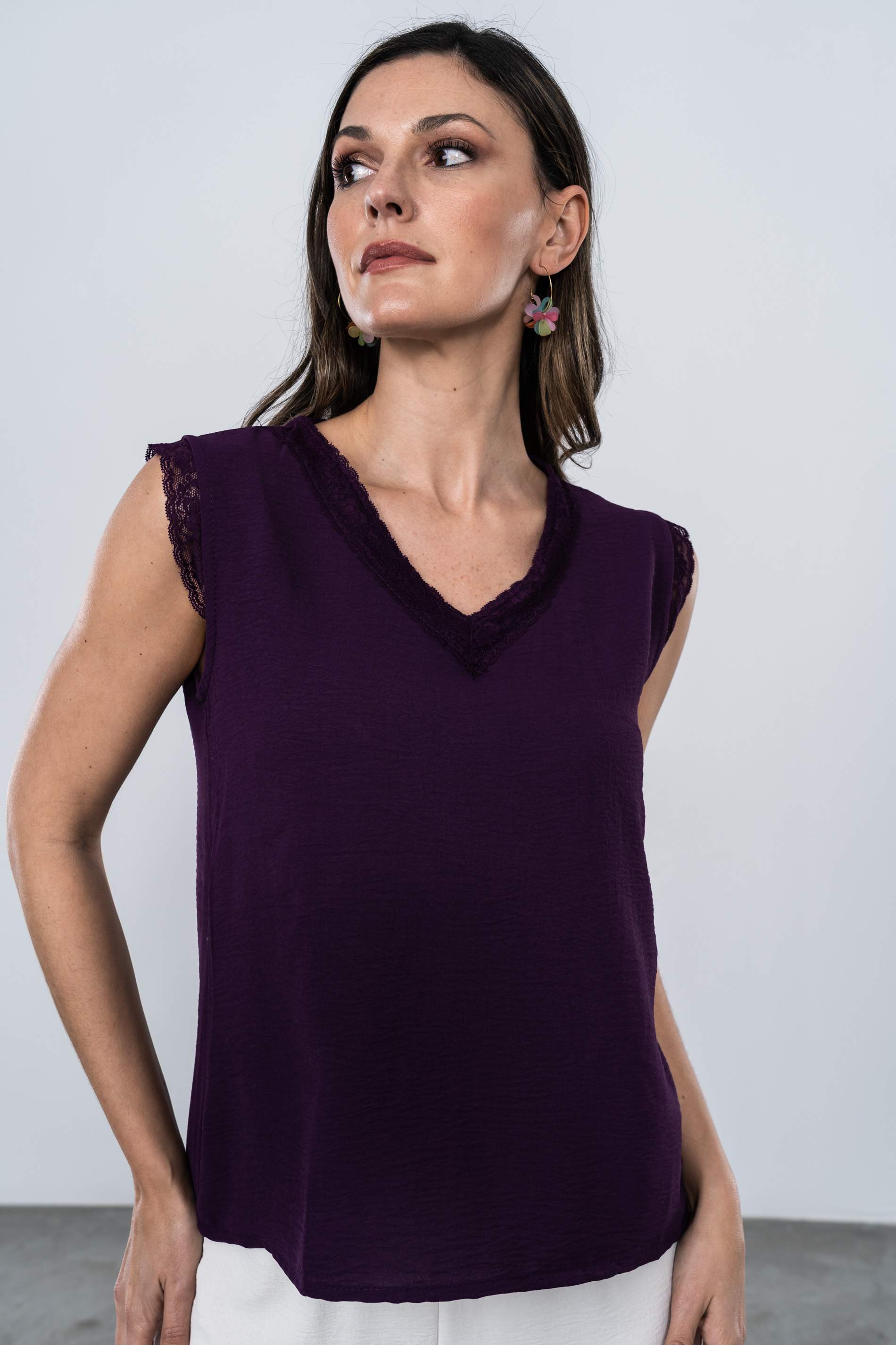 BLUSA ENCAJE MANGA SISA MORADO