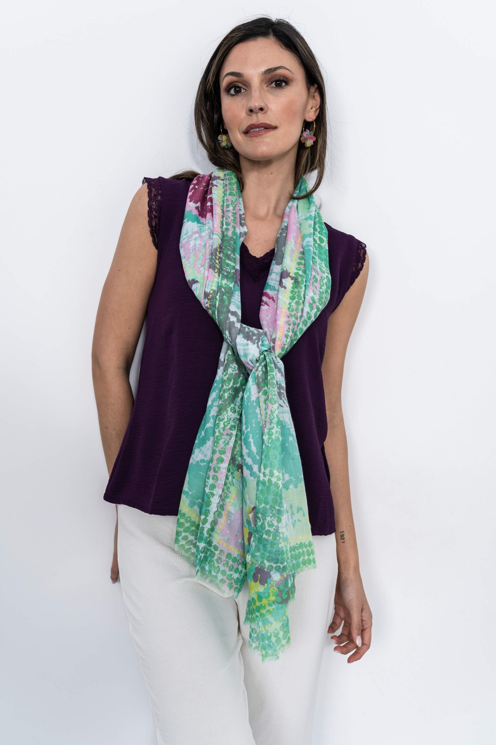 BLUSA ENCAJE MANGA SISA MORADO