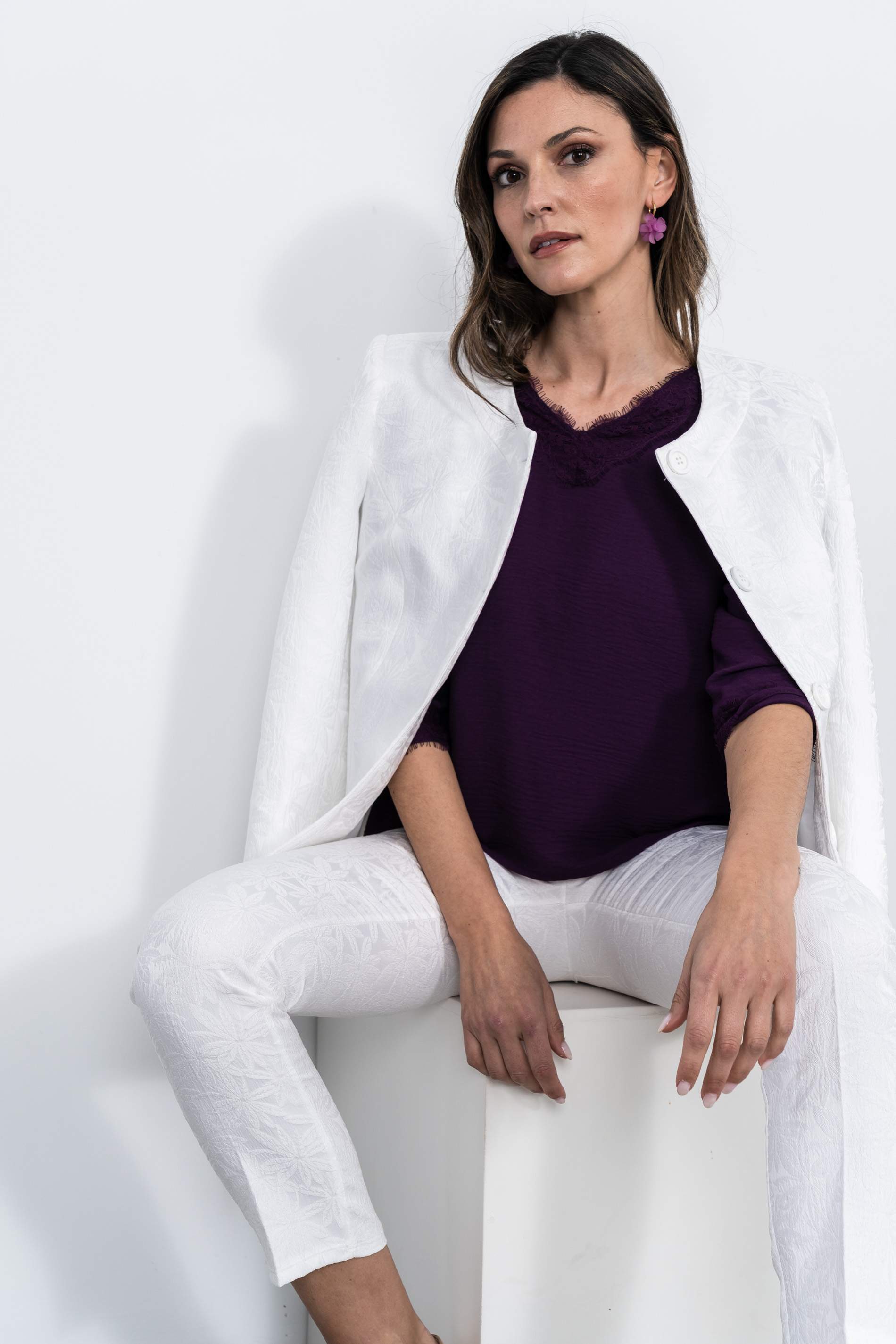 BLUSA ENCAJE MANGA FRANCESA