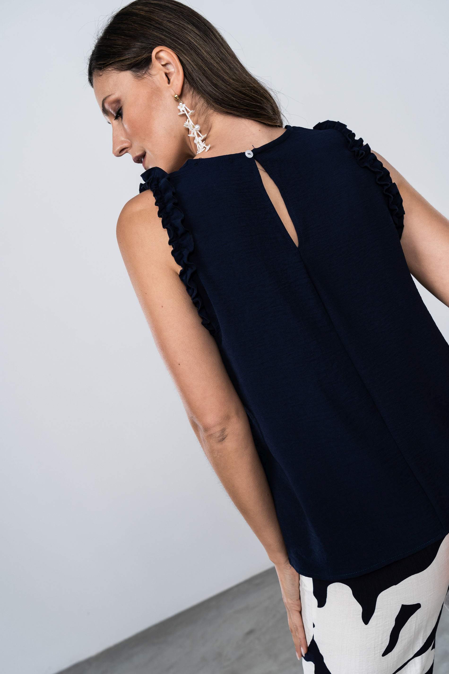 BLUSA SISAS VOLANTITOS MARINO