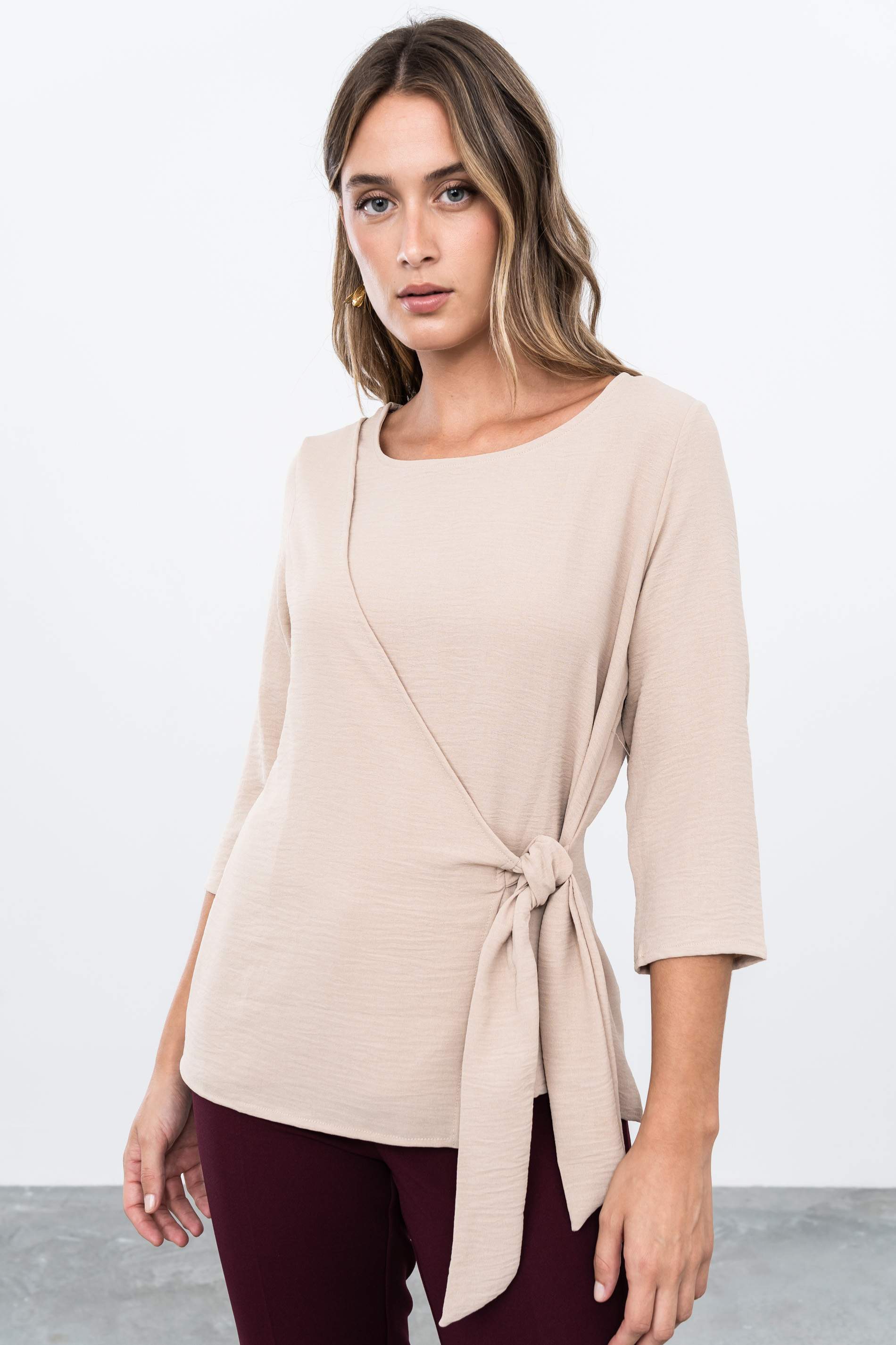 BLUSA EFECTO CRUZADO MANGA FRANCESA ARENA