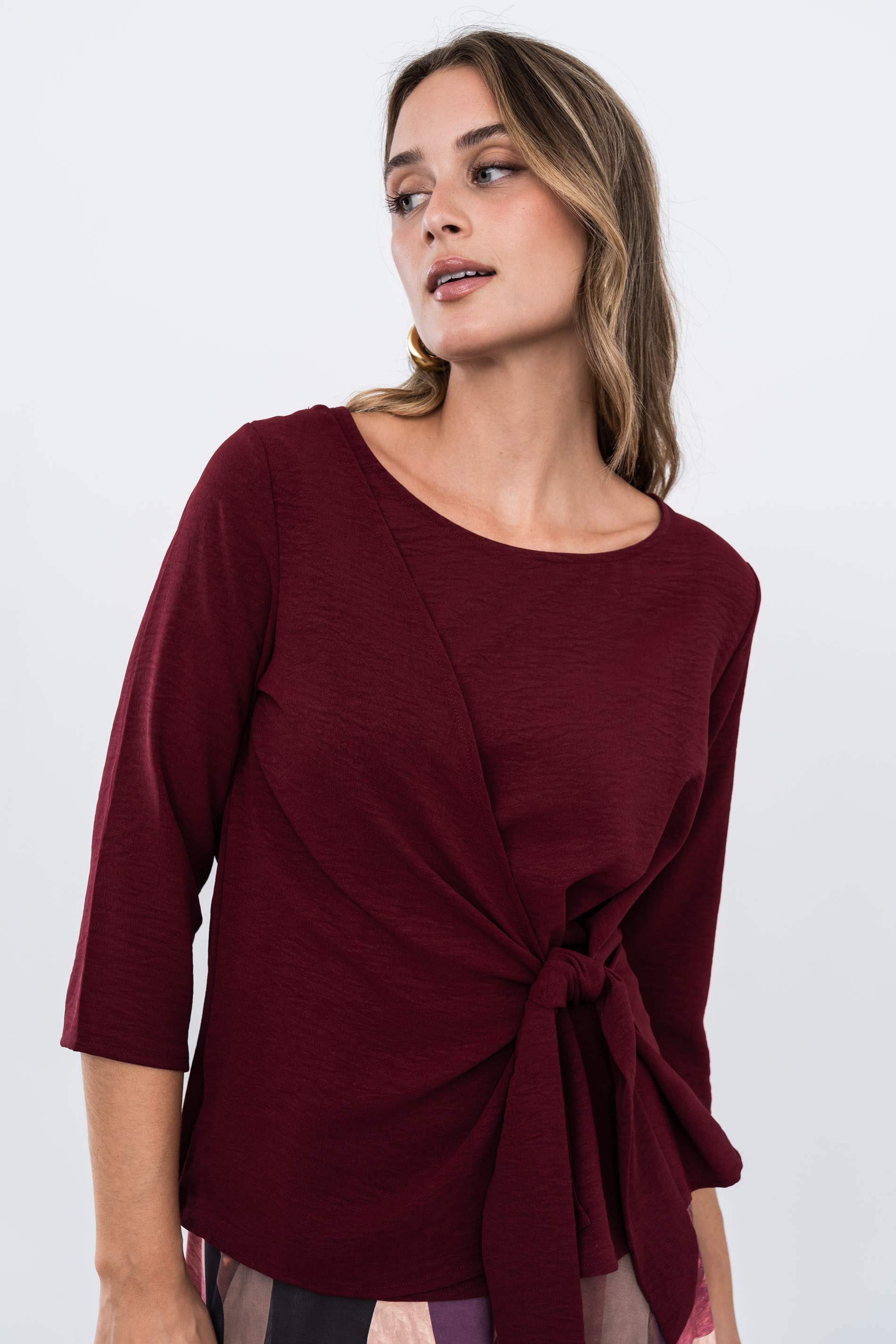 BLUSA EFECTO CRUZADO MANGA FRANCESA BURDEOS