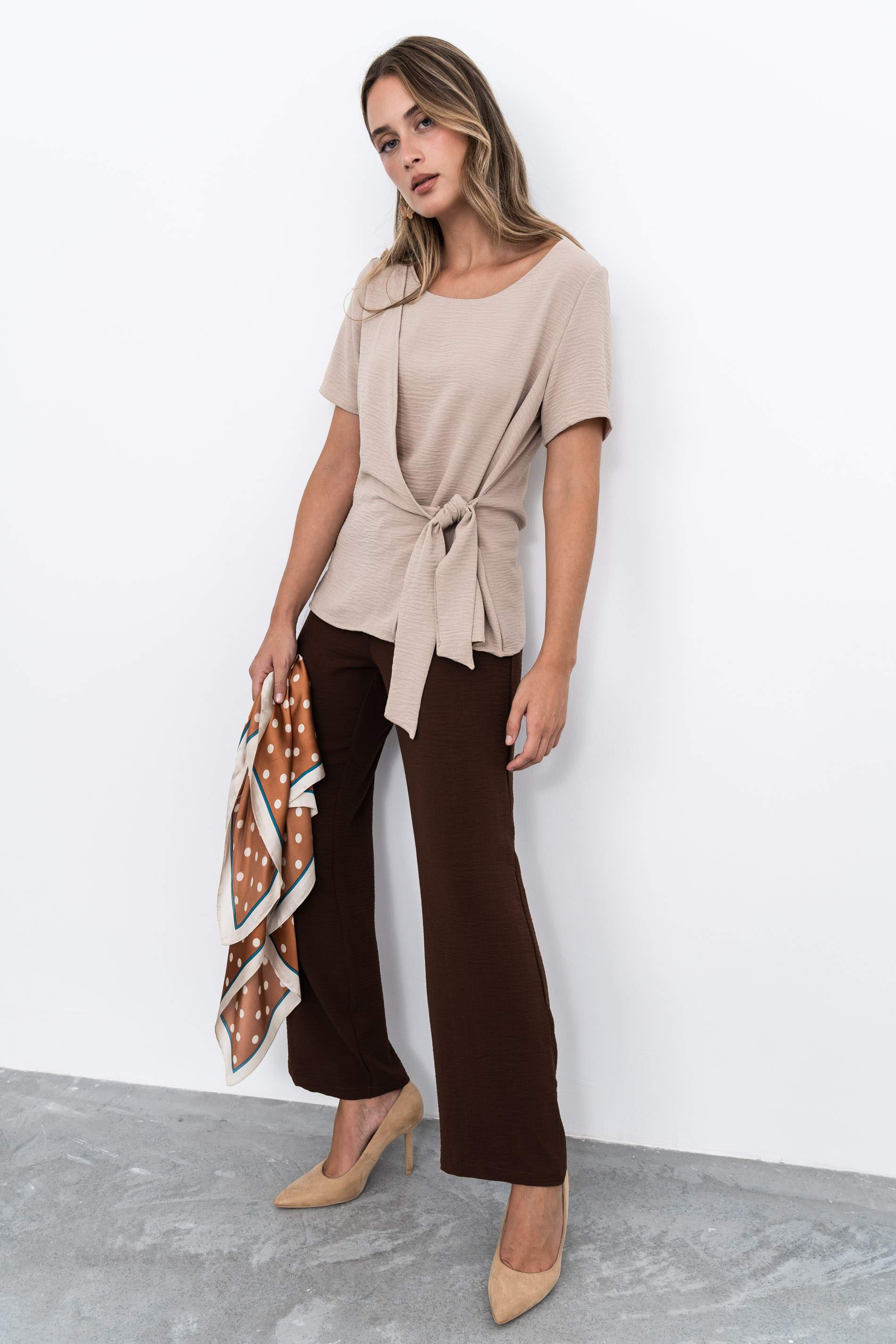 PANTALÓN HOLGADO RECTO MARRÓN