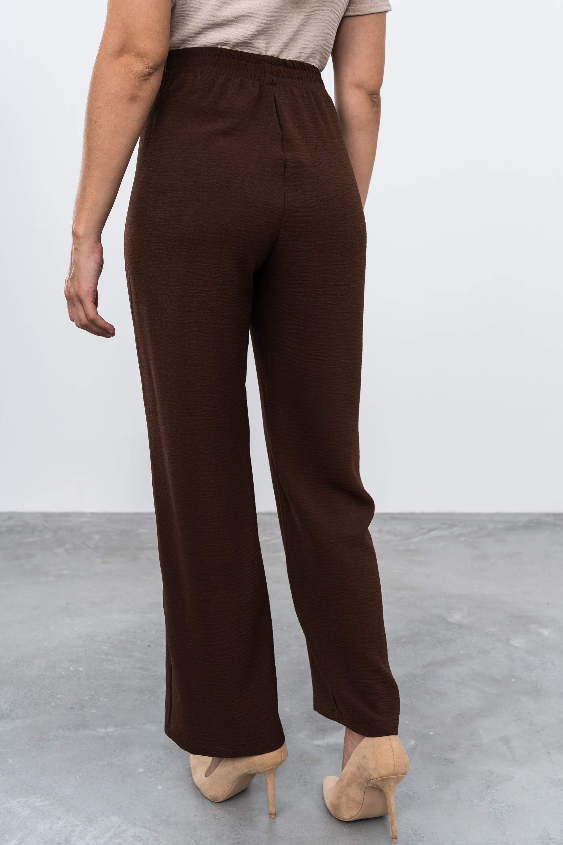 PANTALÓN HOLGADO RECTO MARRÓN